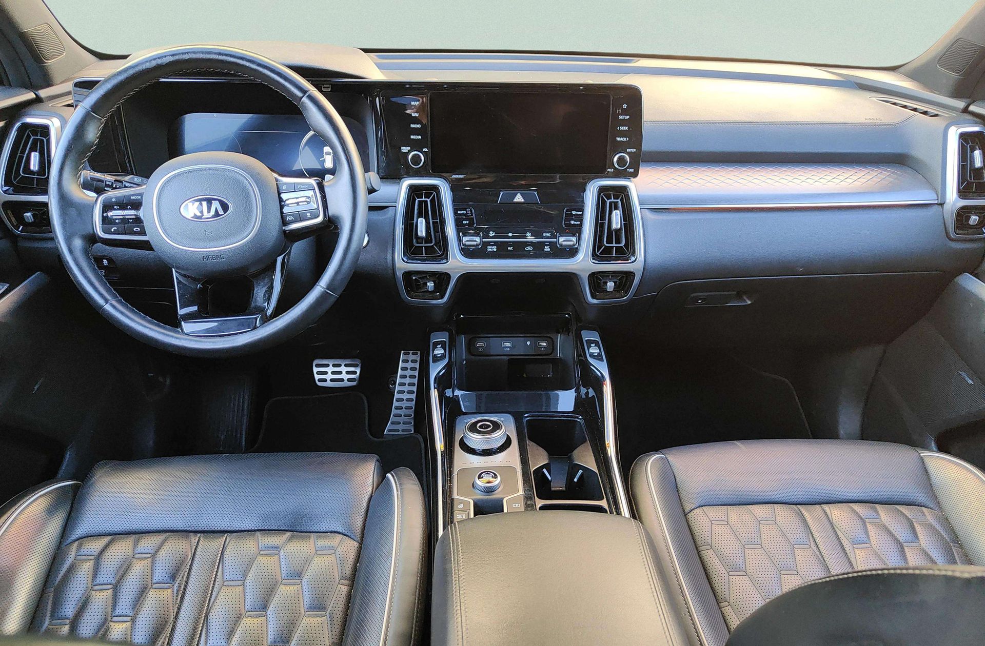 Kia Sorento 1.6 T-GDi HEV Emotion 4x2 (Pack Luxury) 7 plazas - foto 7