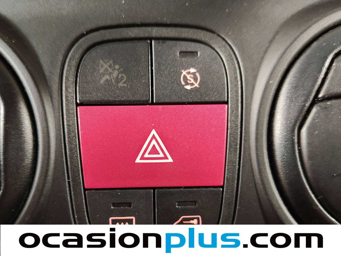 Equipamiento del Fiat Fiorino Fiat Fiorino Cargo Furgon 1.3 Multijet SX N1 (80 CV)