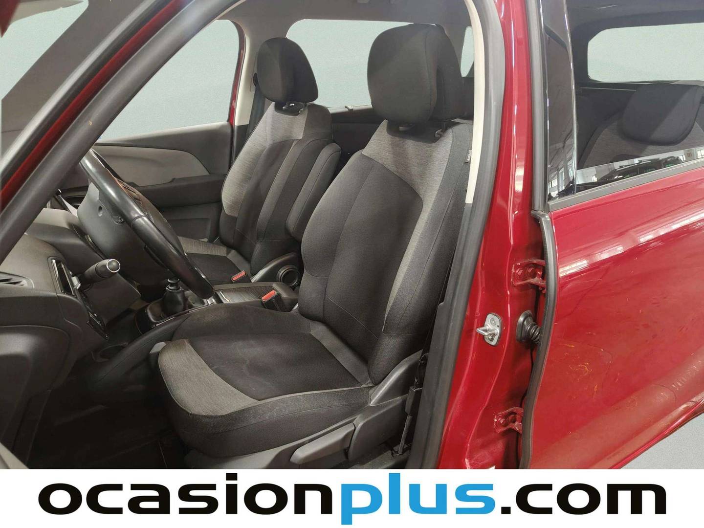 Foto asientos traseros Citroën Grand C4 Spacetourer Citroën Grand C4 Spacetourer BlueHDi 130 S&S Feel (130 CV) 7 Plazas