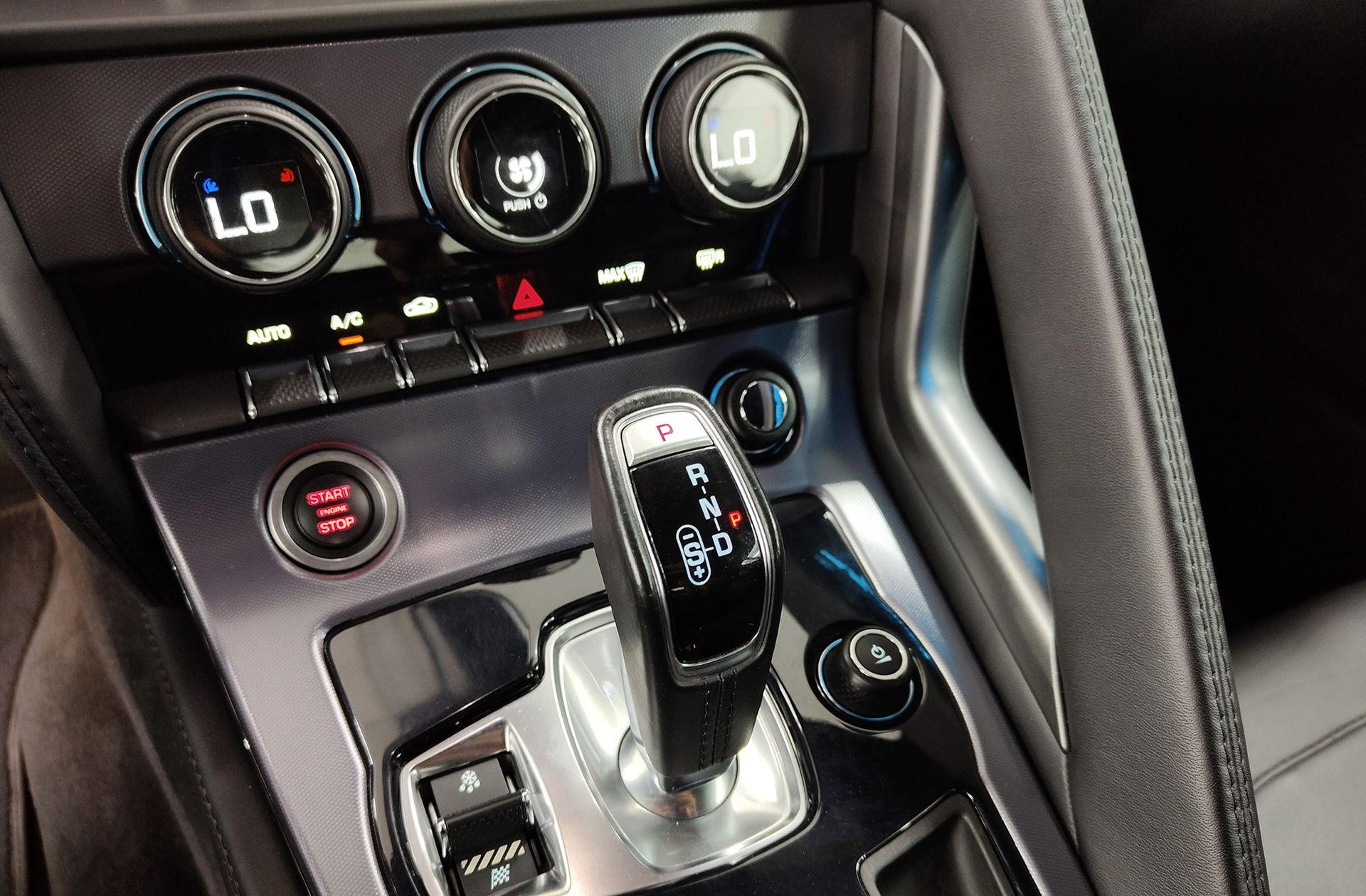 Jaguar F-Type Coupe 2.0 i4 - foto 5