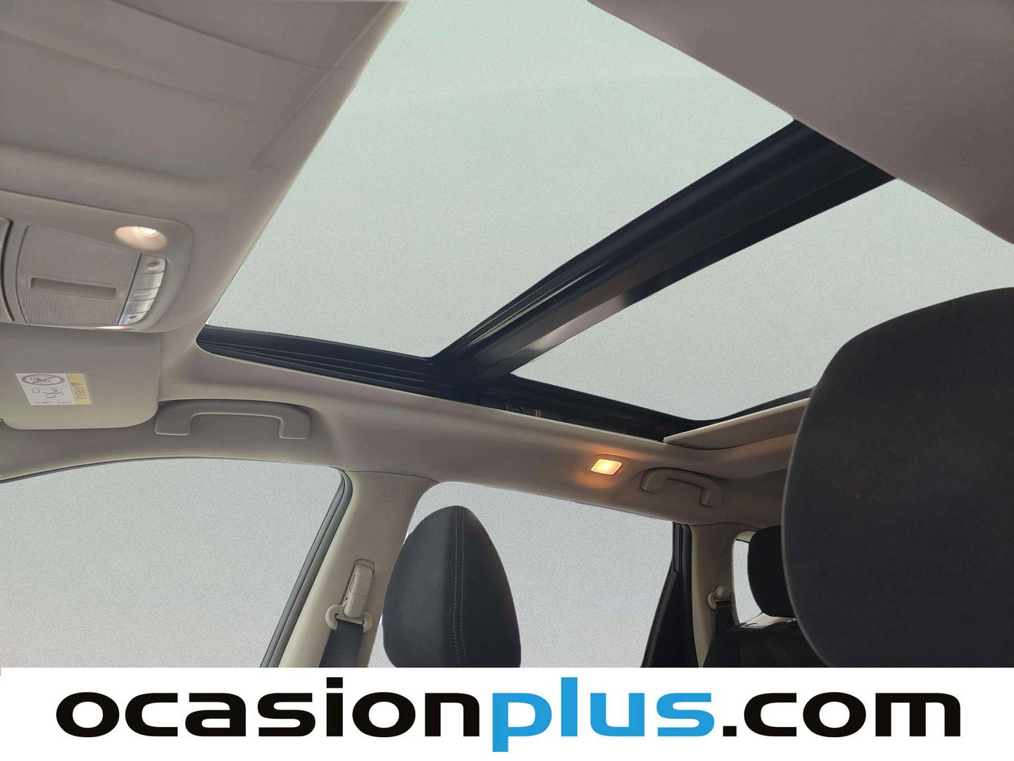 Extras y acabados del Nissan X-TRAIL Nissan X-Trail 1.6 DIG-T N-Connecta 4x2 (163 CV)