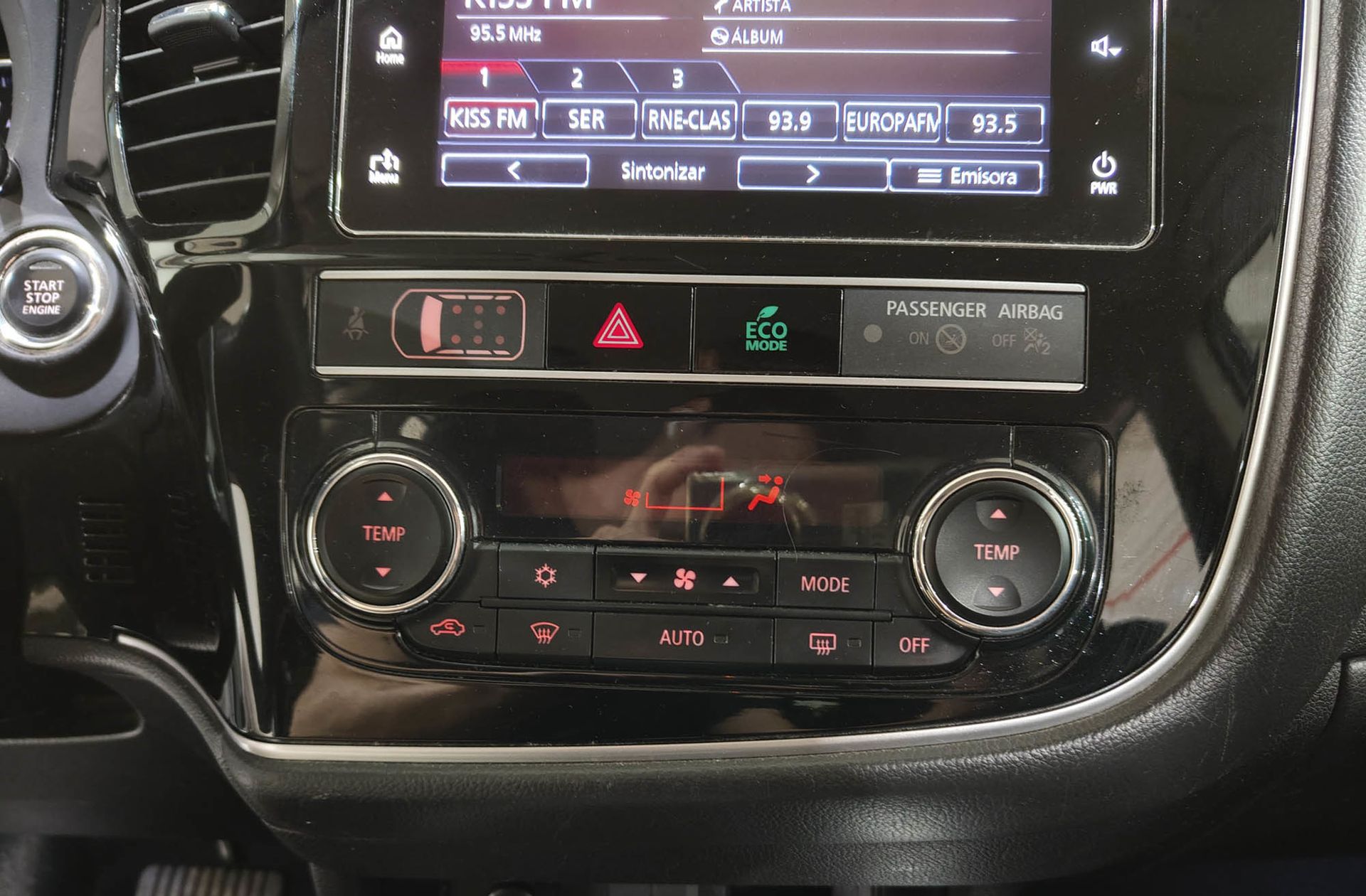 Mitsubishi Outlander 200 MPI Motion 2WD CVT 7 plazas - foto 48