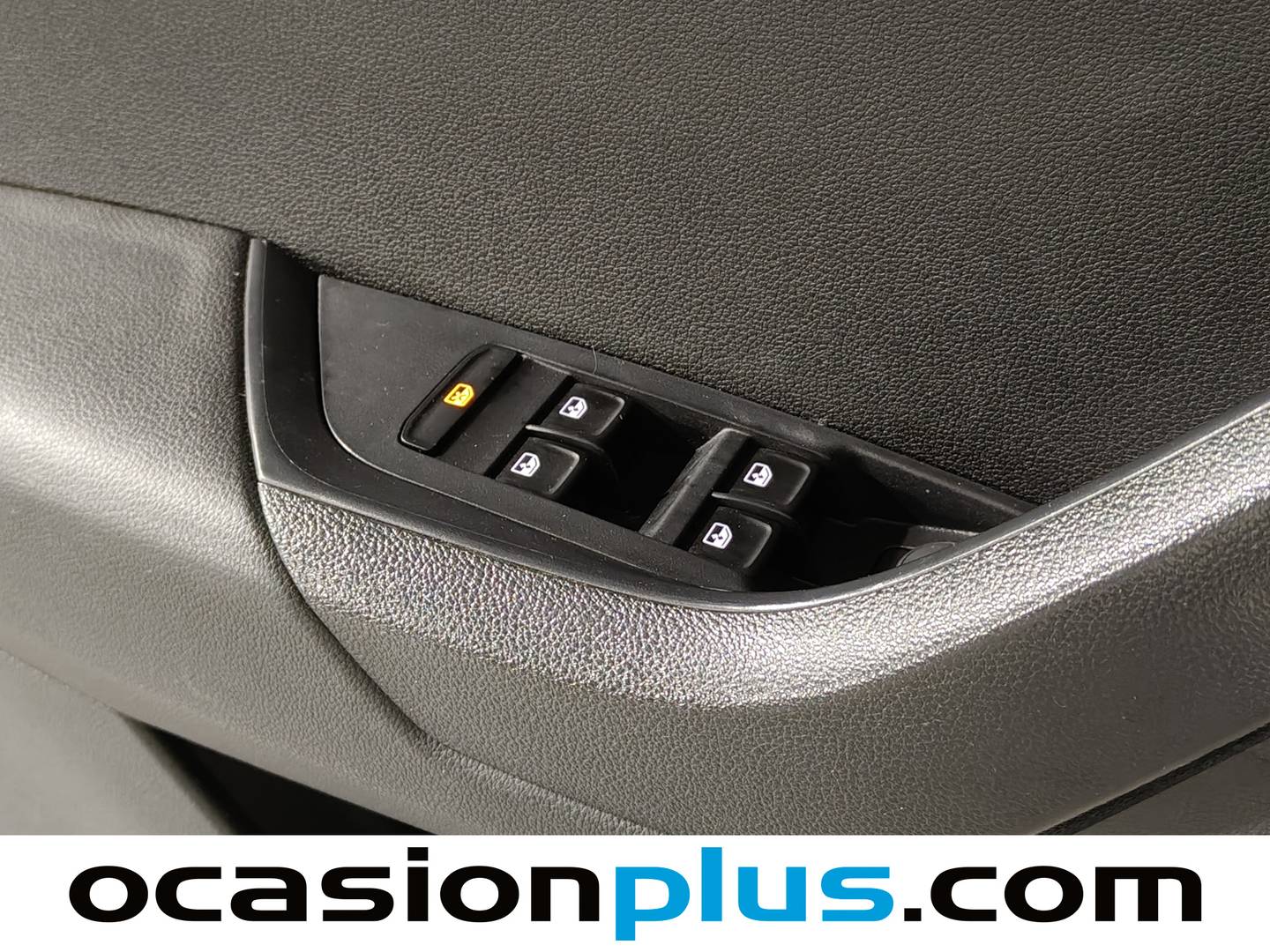 Foto Skoda Karoq Skoda Karoq 2.0 TDI Ambition 4X4 DSG (150 CV)