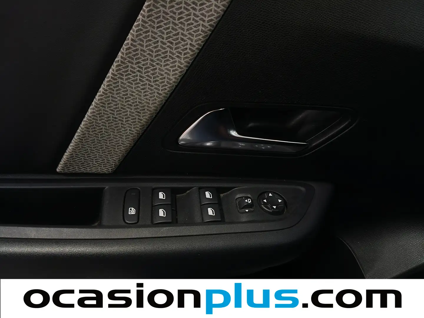 Foto Citroën C4 Citroen C4 PureTech 130 S&S Shine (130 CV)