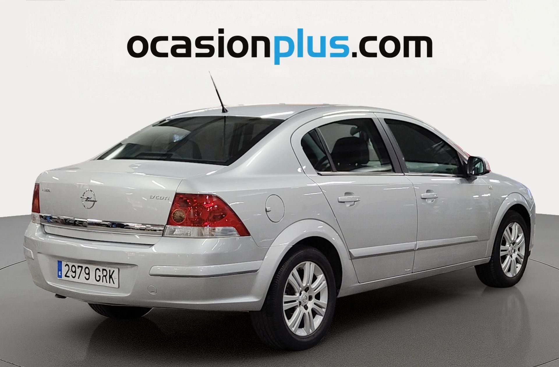 Opel Astra 1.7 CDTI Sedan Edition - foto 4