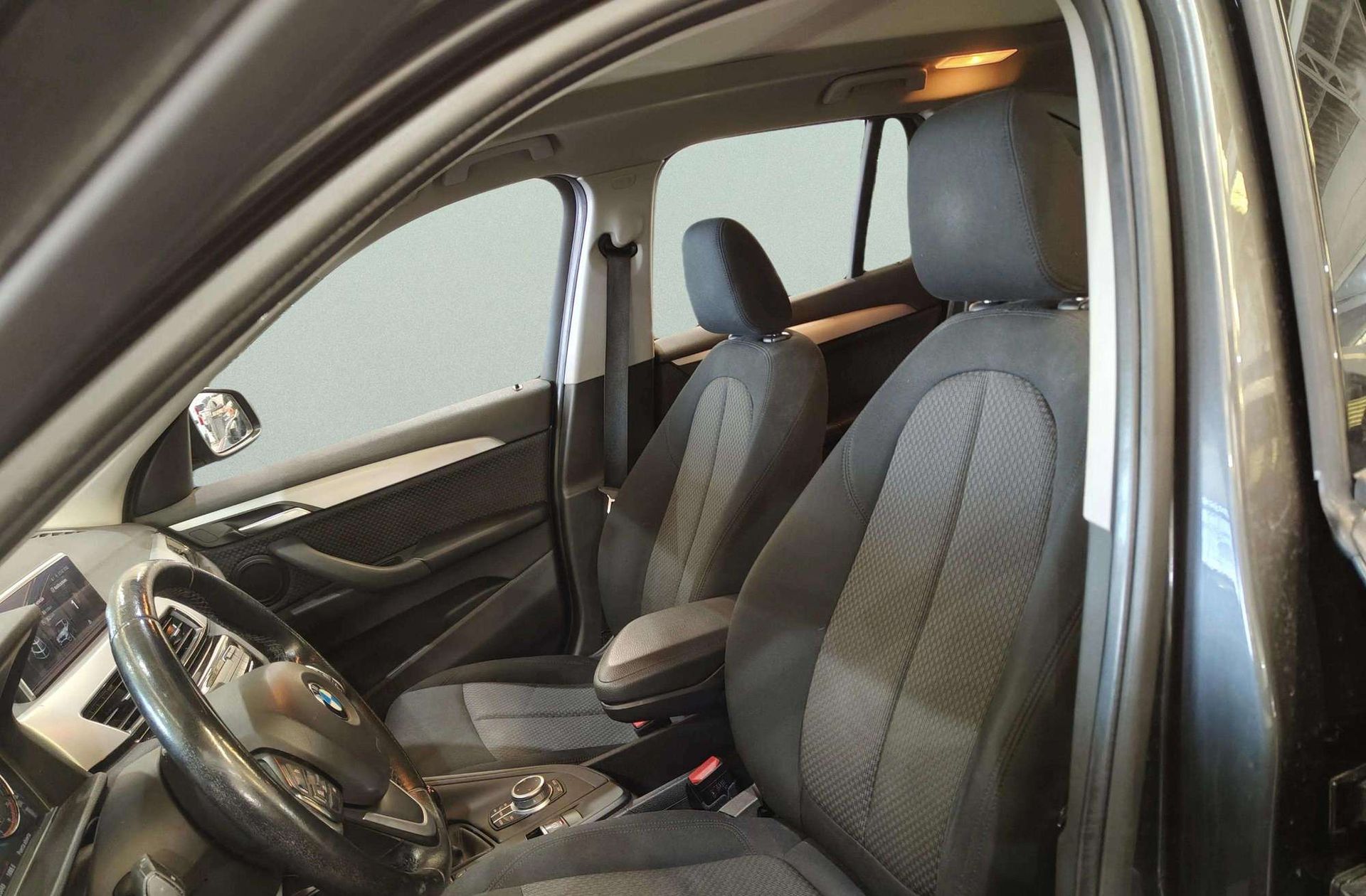 BMW X1 sDrive18i - foto 11