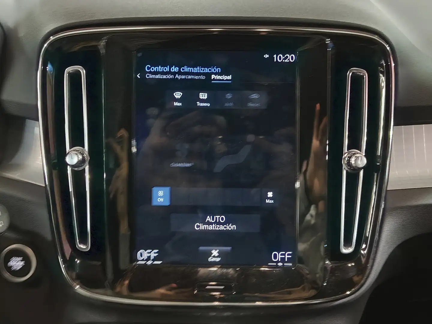 Foto Volvo XC40 Volvo XC40 D3 Business Plus (150 CV)