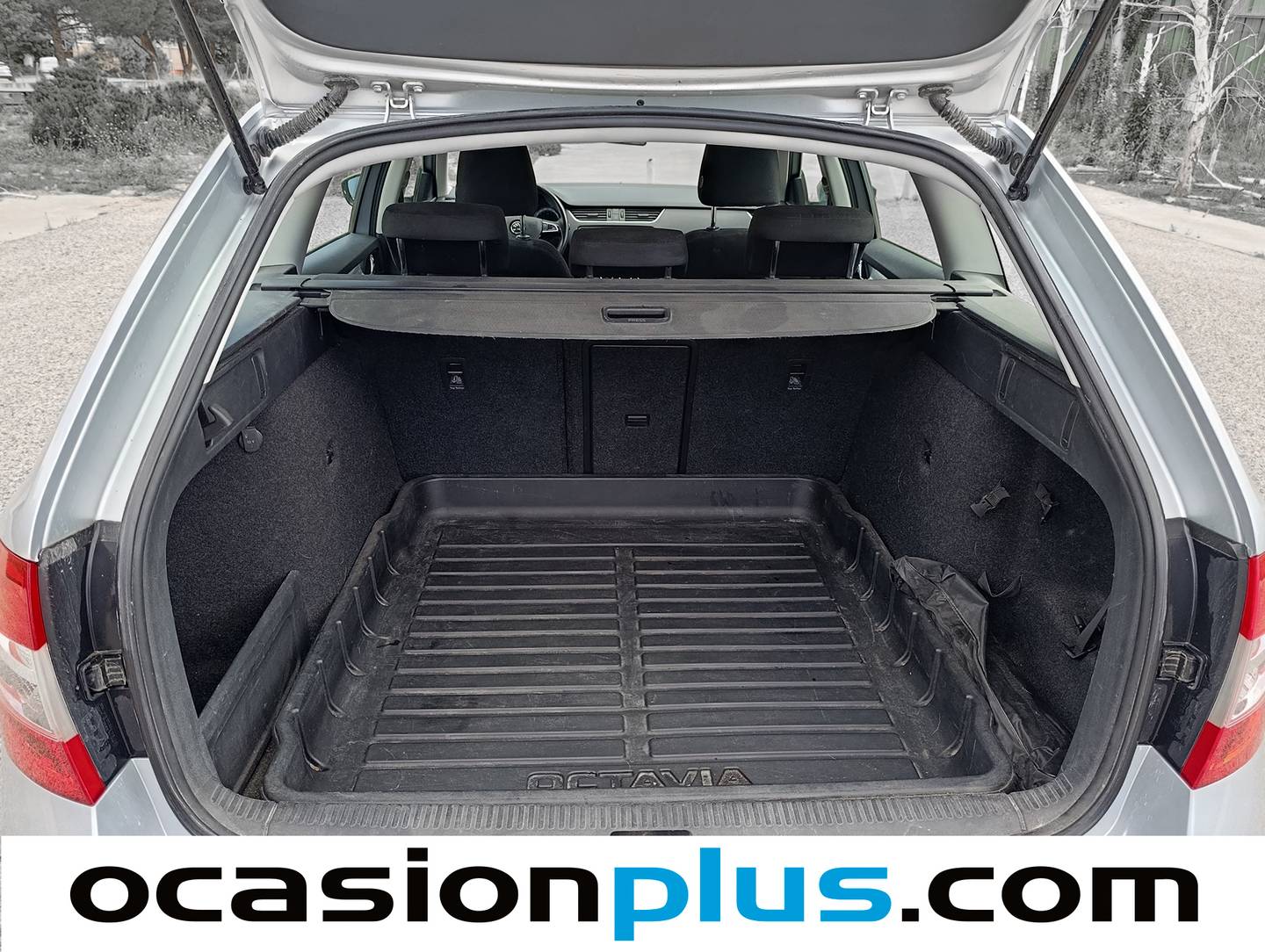 Fotos maletero Skoda Octavia Skoda Octavia Combi 1.0 TSI Like DSG (115 CV)
