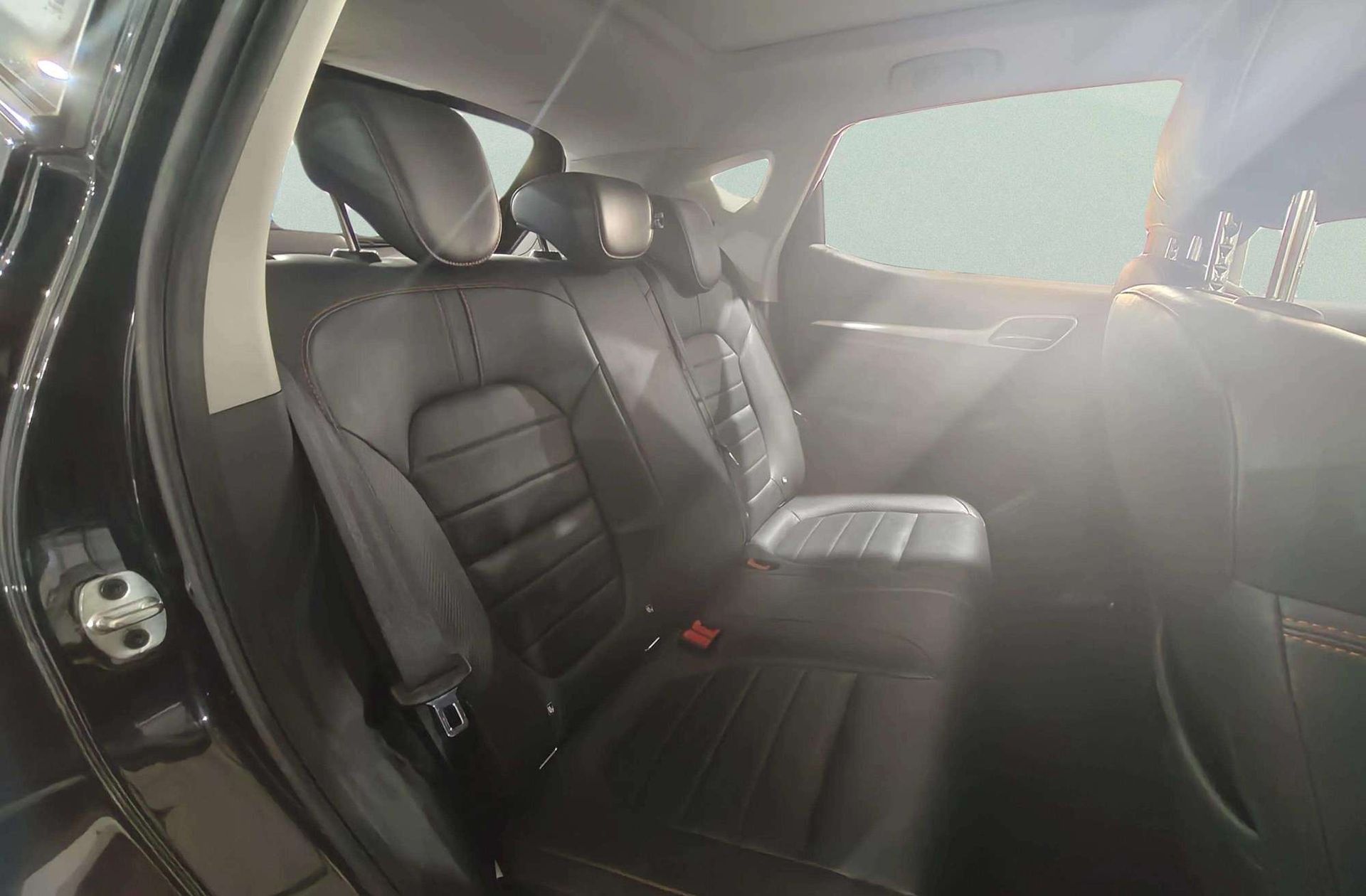 MG ZS 1.0T Luxury - foto 21