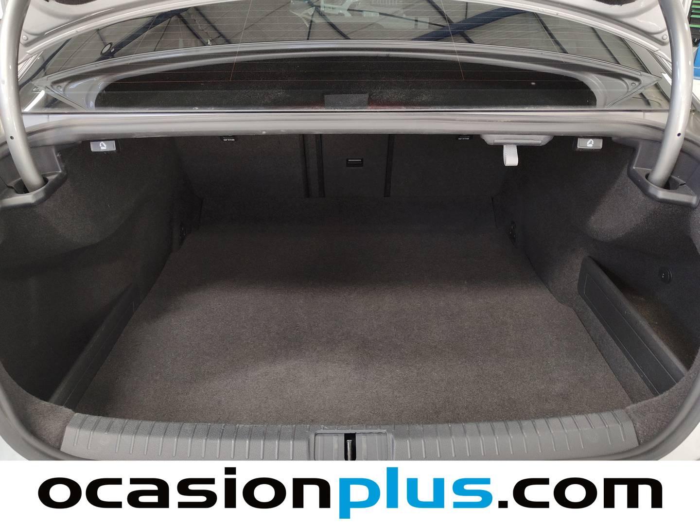 Fotos maletero Volkswagen Passat Volkswagen Passat Advance 1.6 TDI BMT (120 CV)