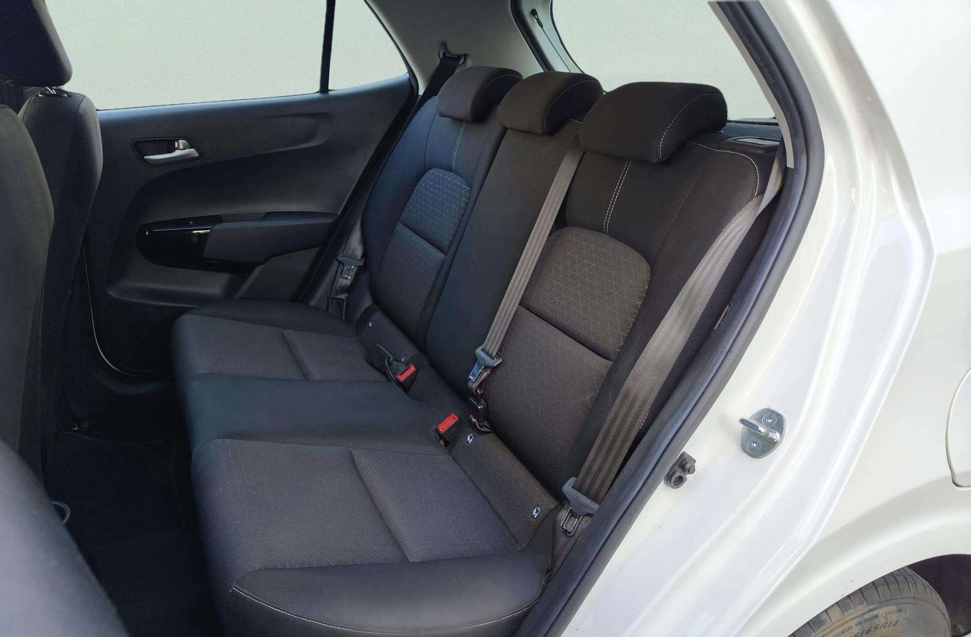 Kia Picanto 1.0 DPi Concept Pack Comfort - foto 9