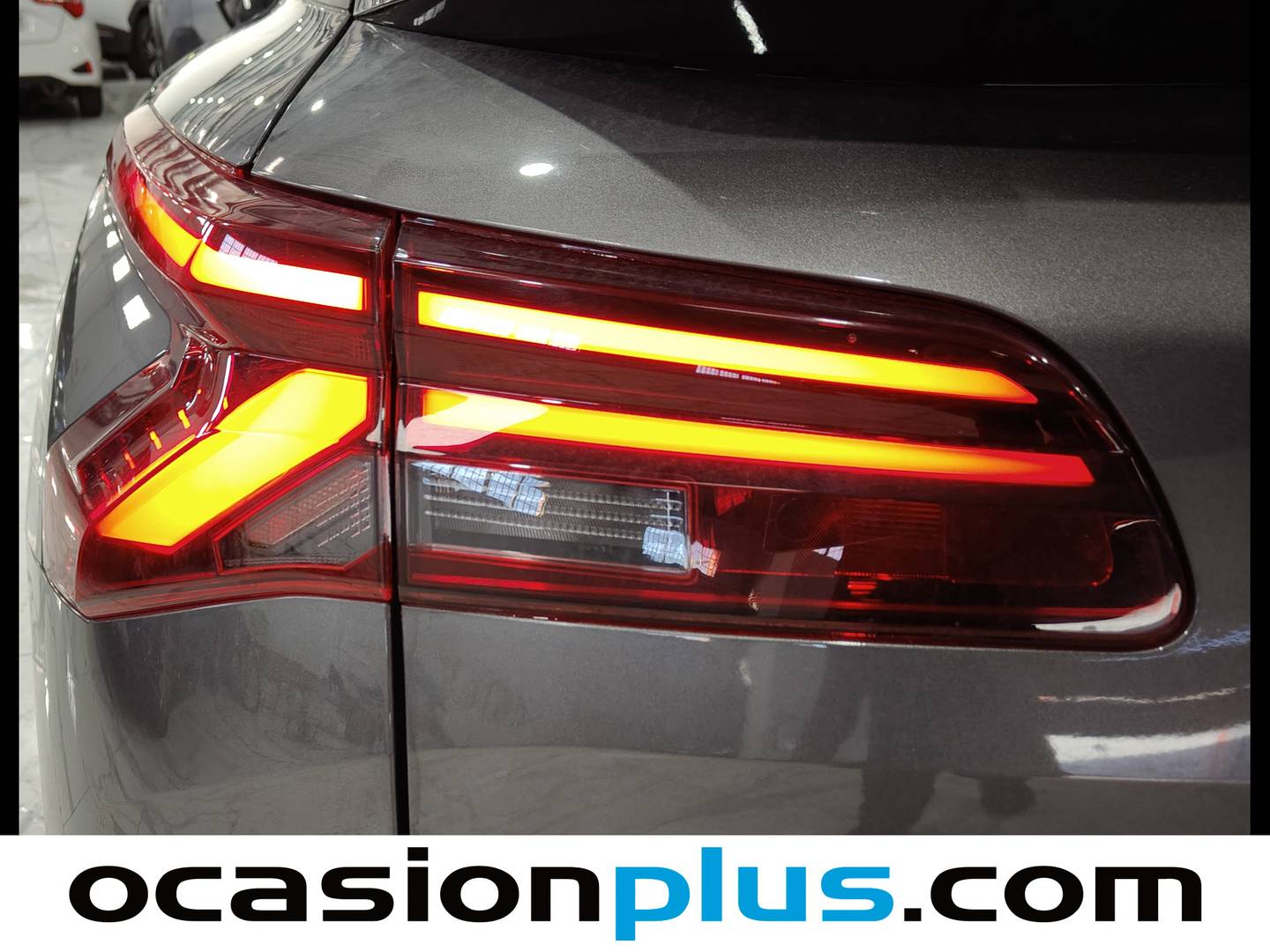 Foto Citroën C5 X Citroen C5 X PureTech 180 S&S Shine EAT8 (180 CV)