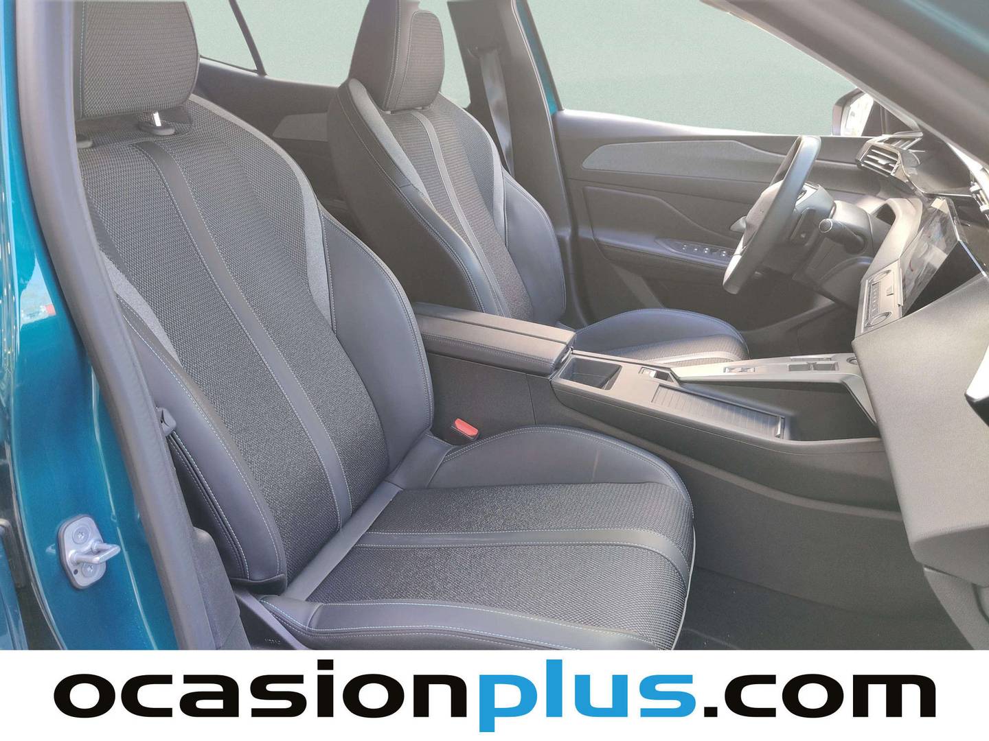 Peugeot 408 Peugeot 408 Allure Hybrid eDCS6 (136 CV) híbrido