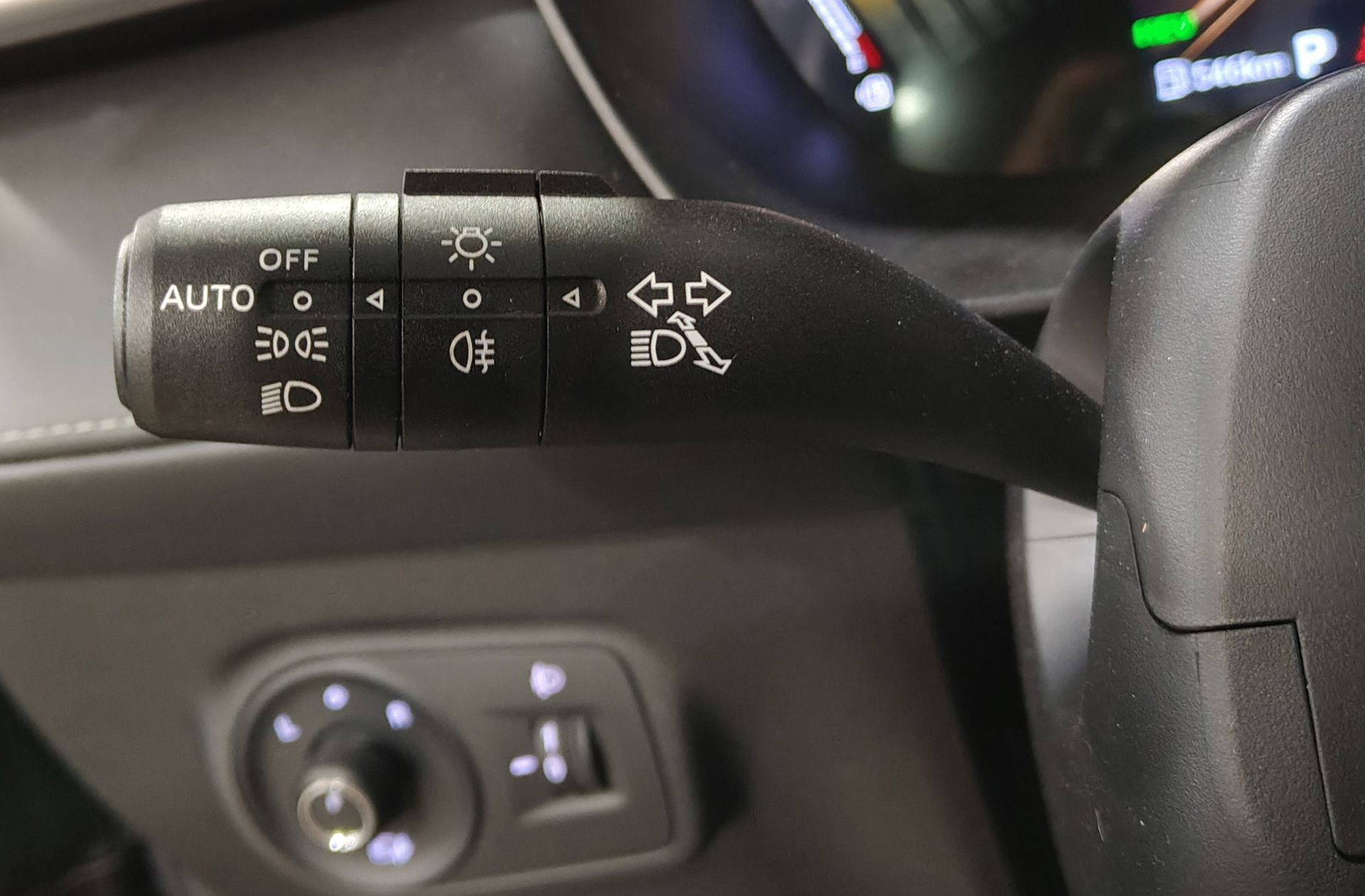 MG ZS 1.5 Hybrid+ Luxury - foto 27