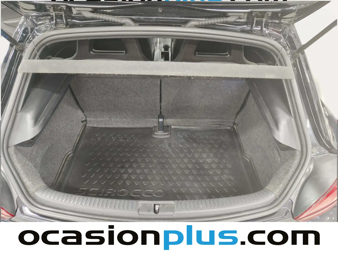 Foto Volkswagen Scirocco Volkswagen Scirocco by R-Line 1.4 TSI (122 CV)