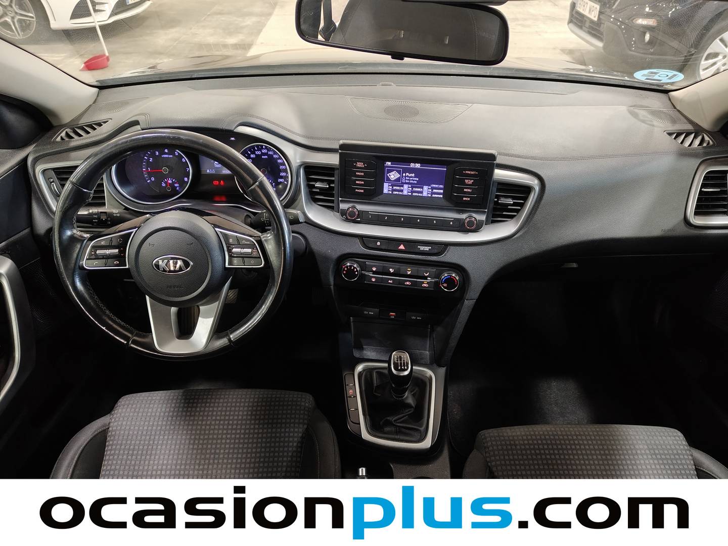 Foto KIA Ceed Kia Ceed 1.0 T-GDi Concept (120 CV)