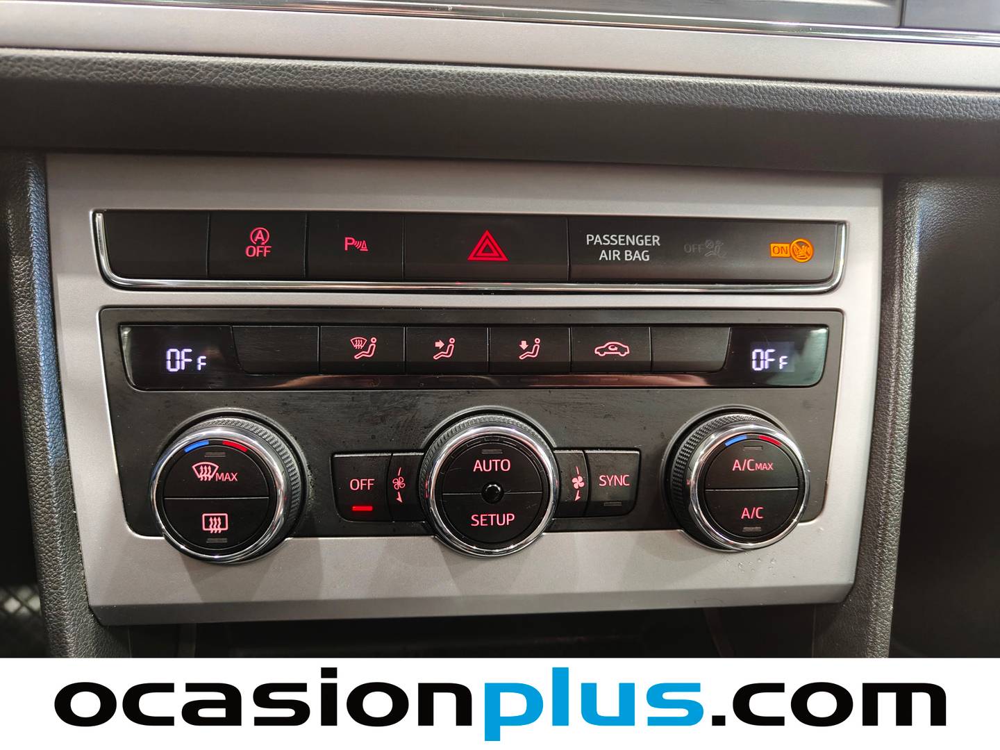 Extras del Seat León Seat León ST 2.0 TDI S&S Xcellence DSG (150 CV)