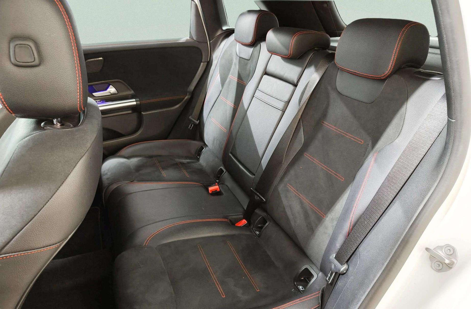 Mercedes-Benz Clase B B 200 Pack AMG - foto 16
