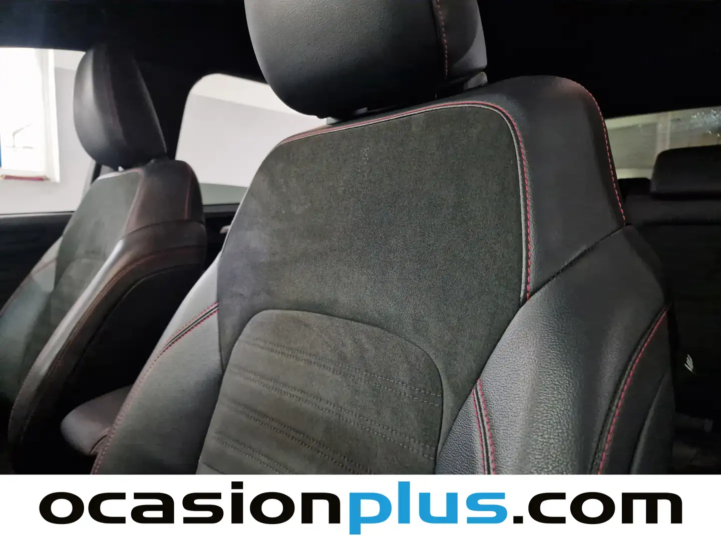 Foto Ford Kuga Ford Kuga 2.5 Duratec PHEV ST-Line Auto (225 CV)