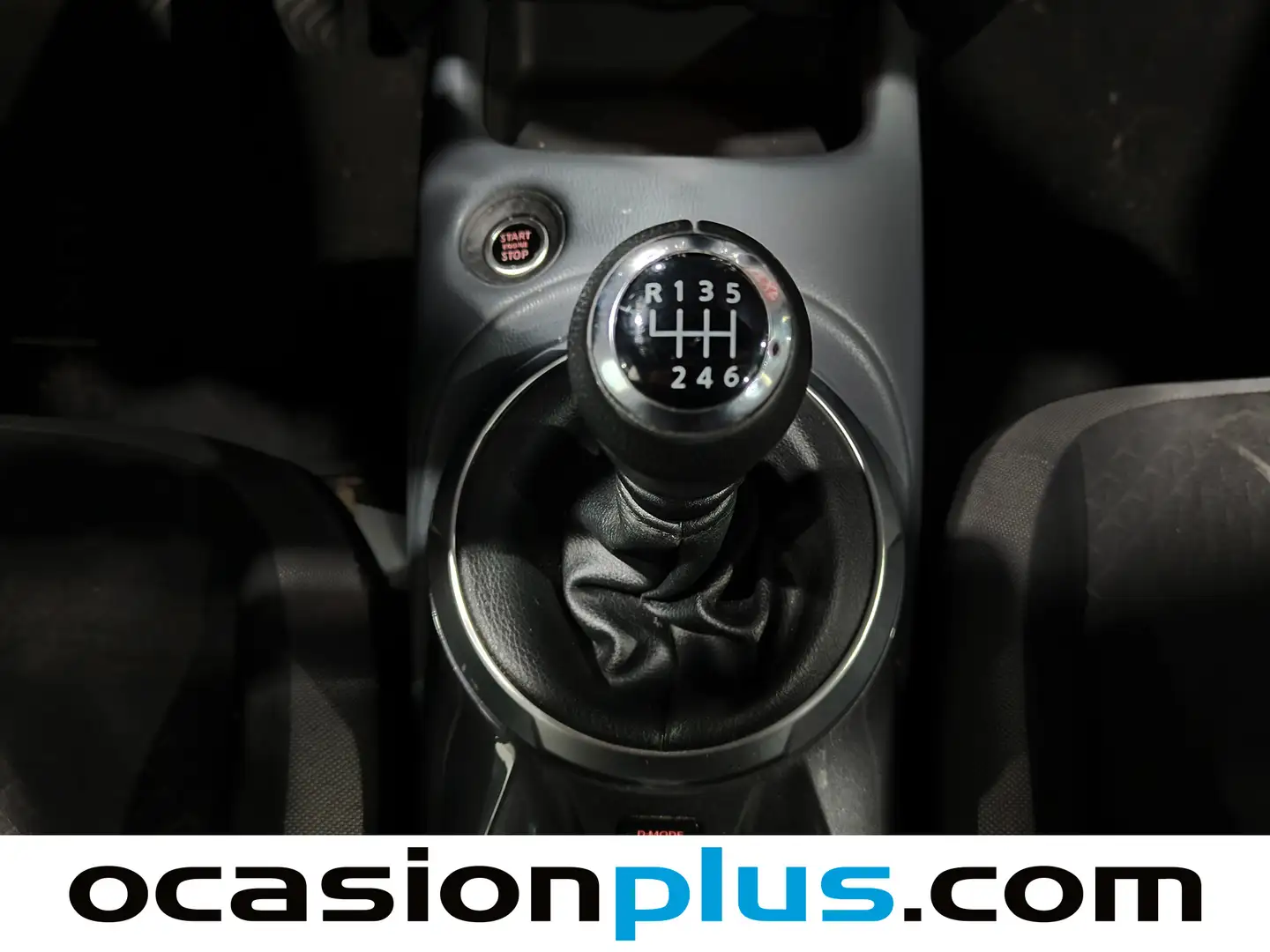 Foto Nissan JUKE Nissan Juke DIG-T N-Connecta 4x2 (114 CV)