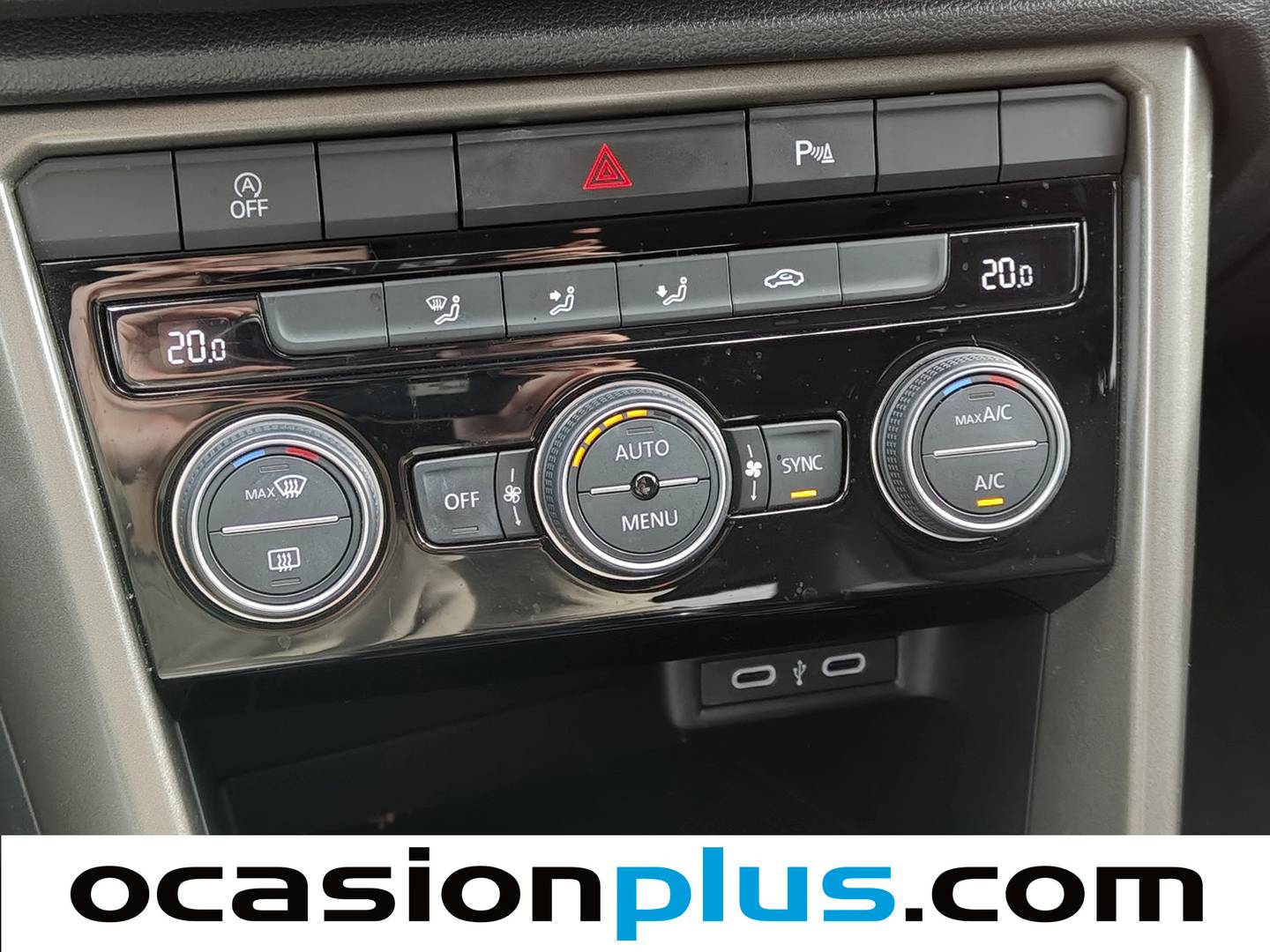 Foto Volkswagen T-Roc Volkswagen T-Roc Advance Style 1.5 TSI (150 CV)