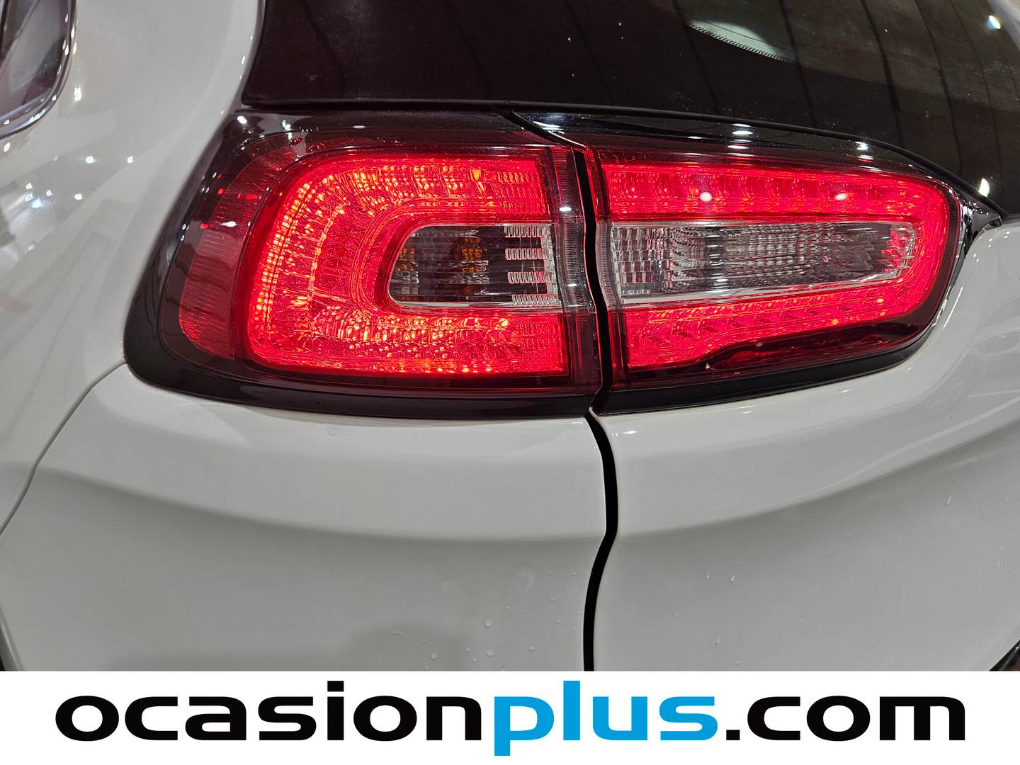 Foto Jeep Cherokee Jeep Cherokee 2.0 Diesel Longitude 4x2 (140 CV)