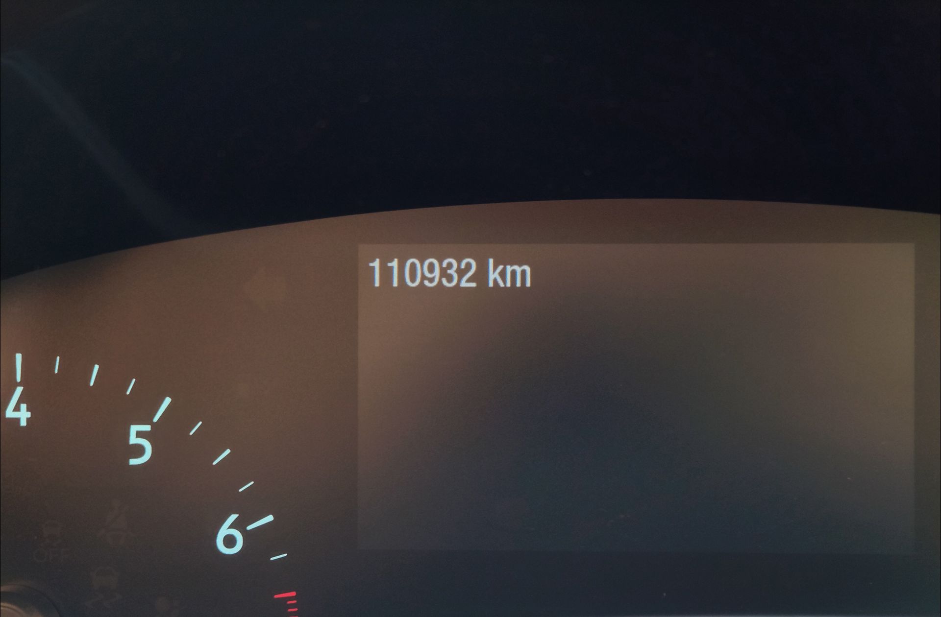 Ford Focus 1.0 EcoBoost Active - foto 11