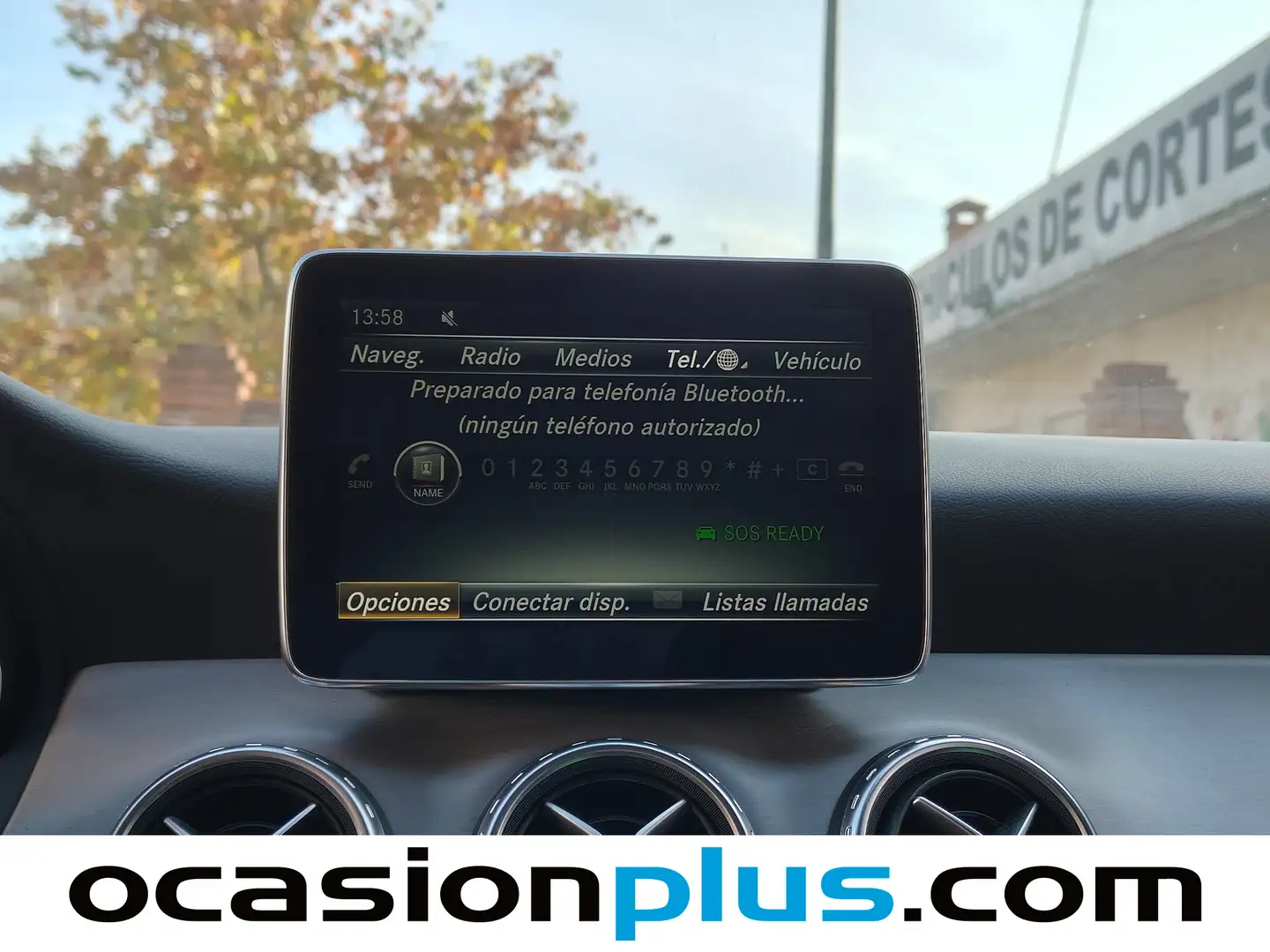 Foto Mercedes GLA Mercedes-Benz GLA 200 d AMG Line (136 CV)