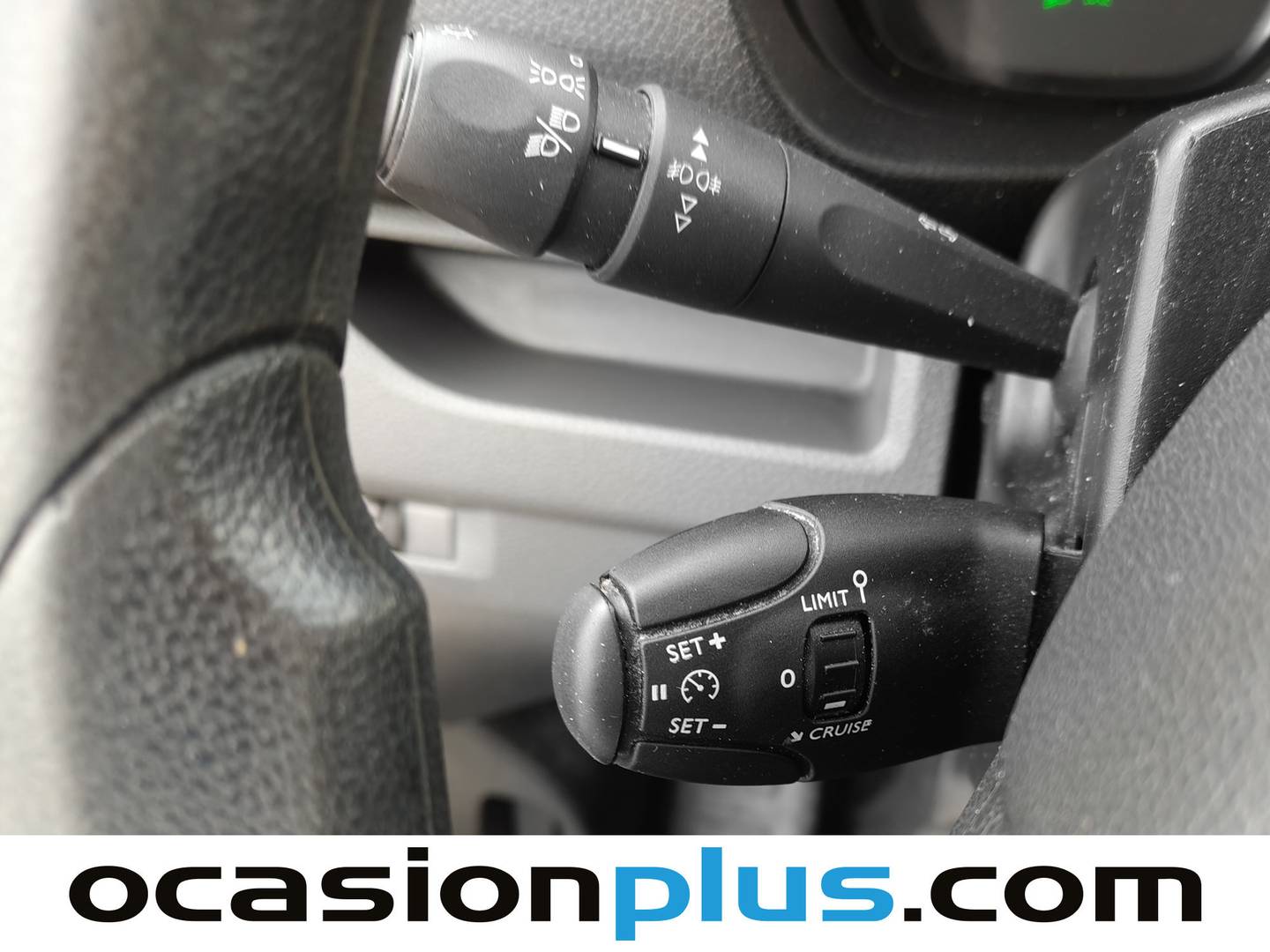 Opel Vivaro Opel Vivaro 1.5 Diesel M Standart Express (120 CV) 6 Plazas de segunda mano