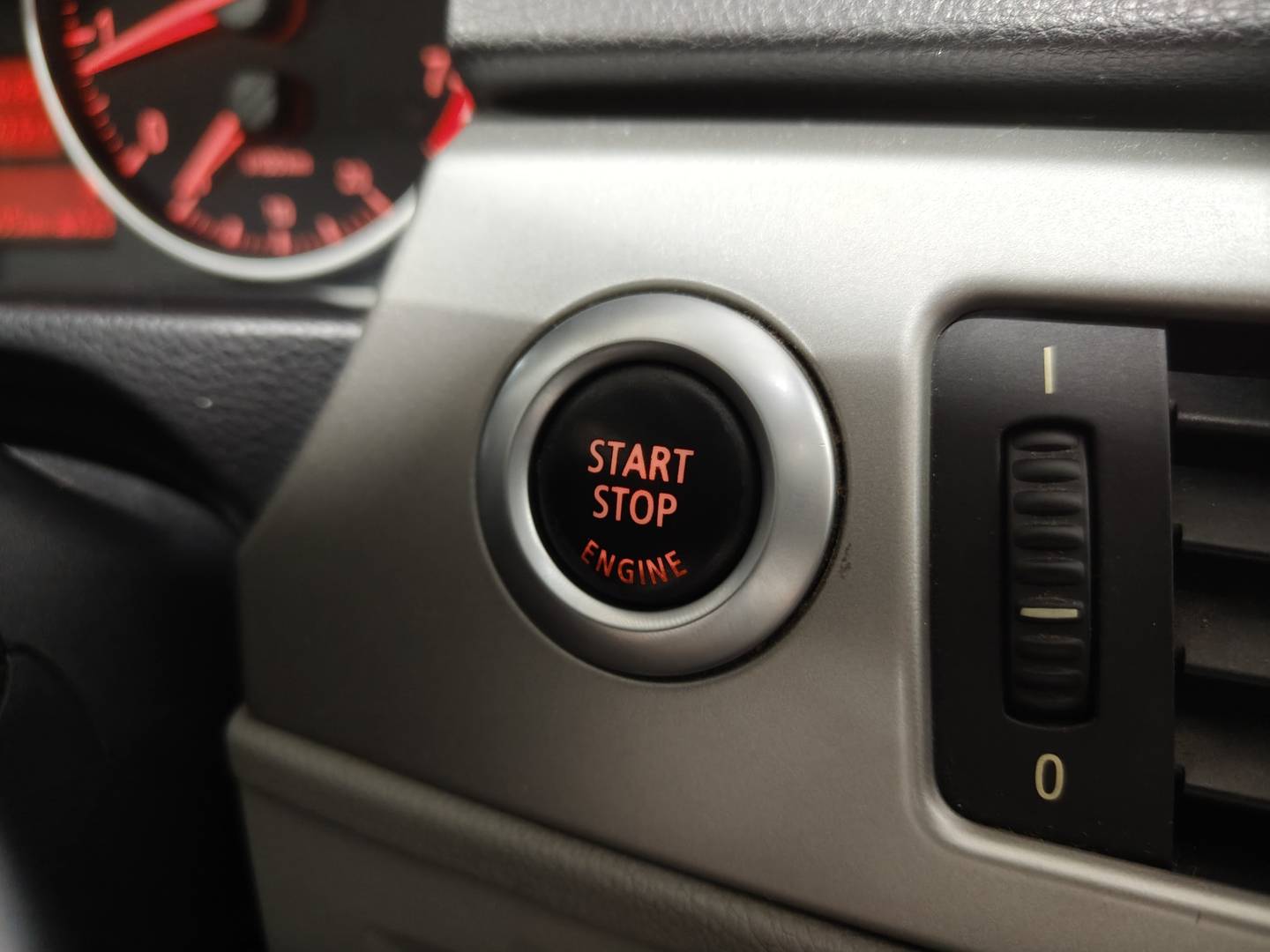 Foto BMW Serie 3 BMW Serie 3 320i Touring (170 CV)