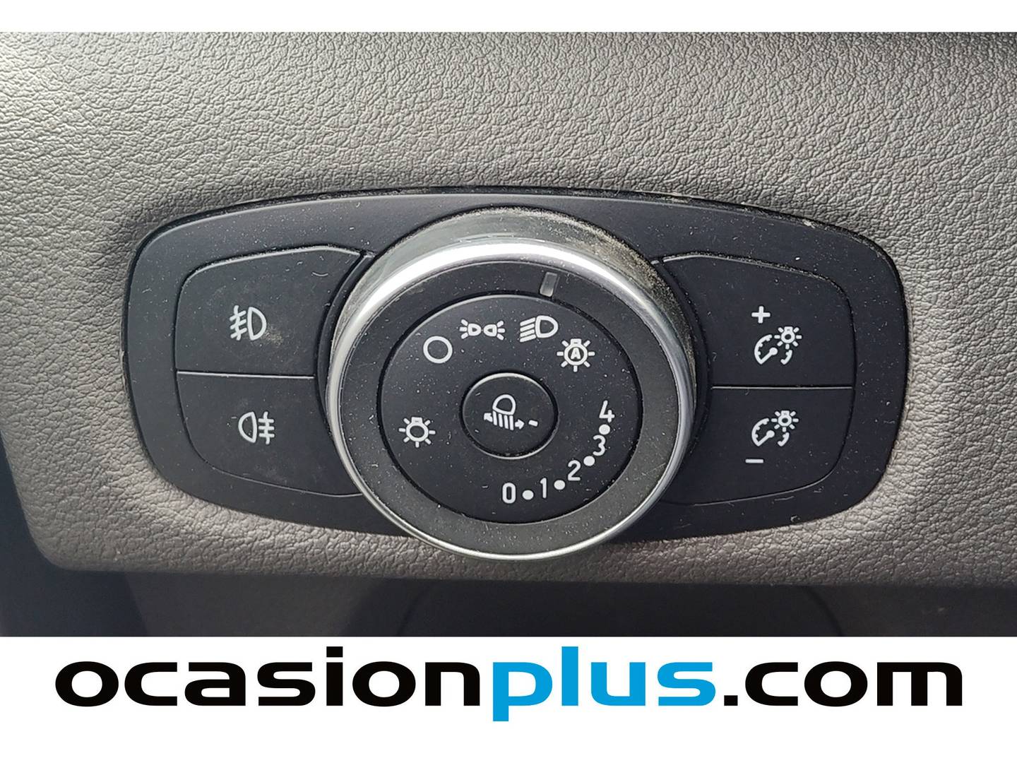 Extras y acabados del Ford Transit Custom Ford Transit Custom Furgon 2.0 TDCI 280 L1 Trend (130 CV)