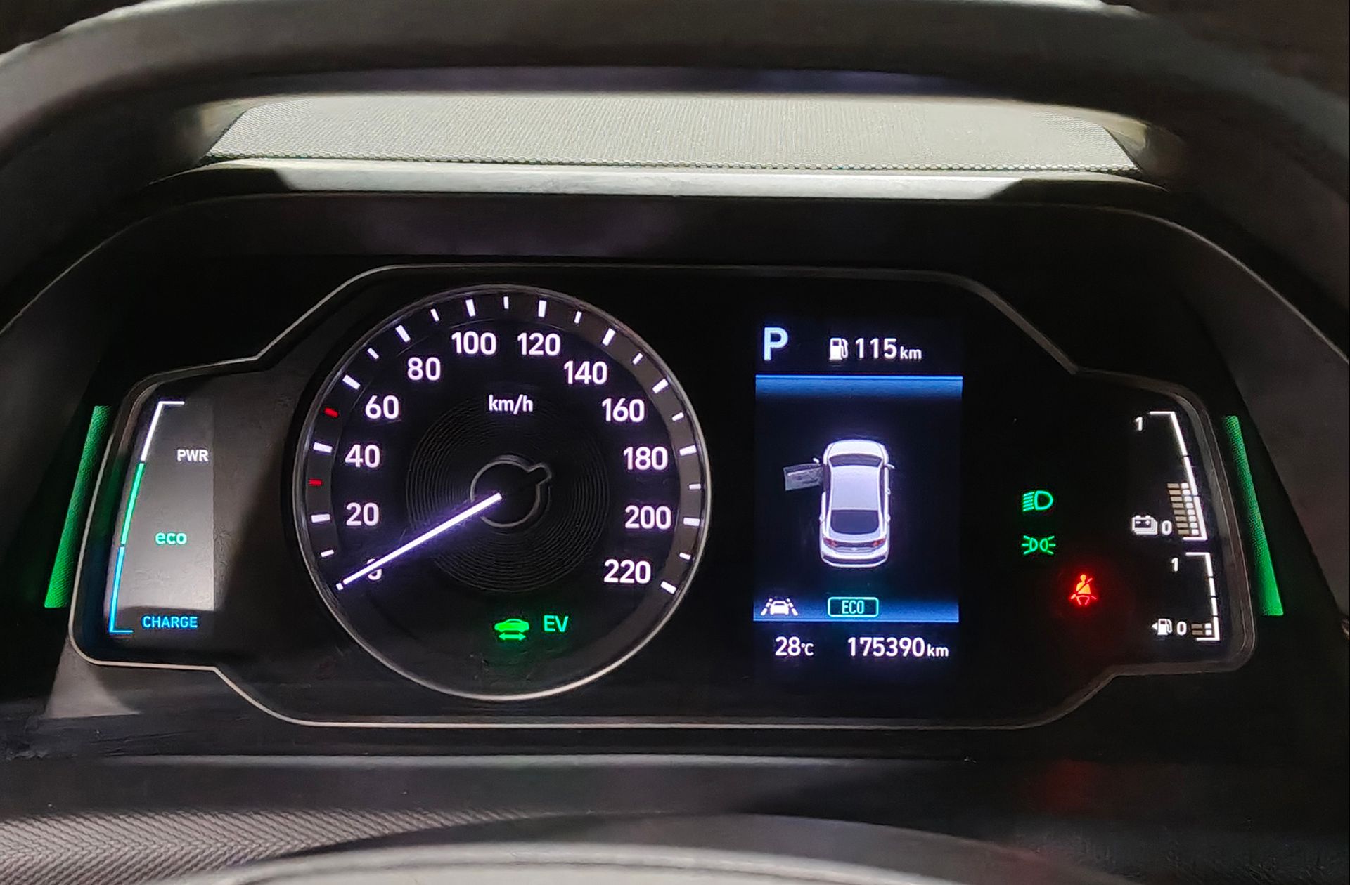 Hyundai Ioniq 1.6 GDI HEV Klass - foto 21