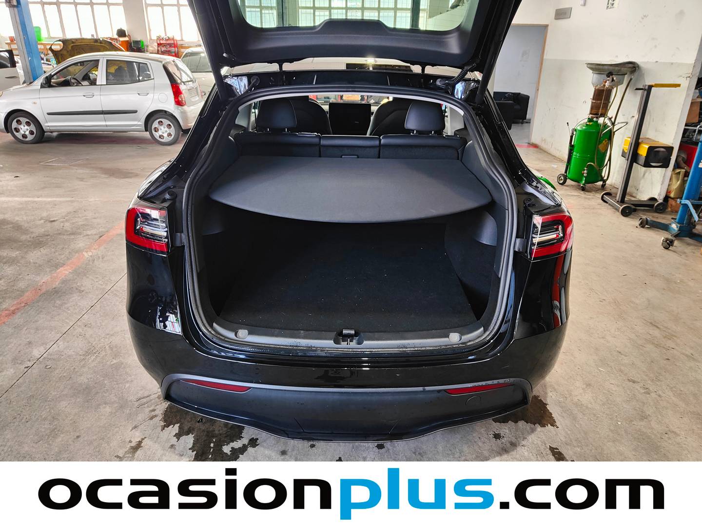 Fotos maletero Tesla Model Y Tesla Model Y Tracción Trasera RWD (347 CV)