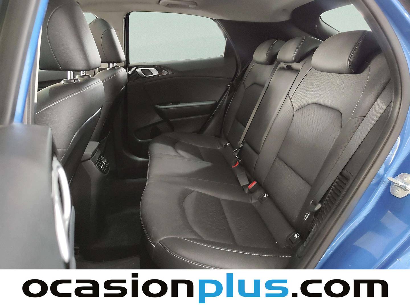 Foto asientos traseros KIA XCeed KIA XCeed 1.6 GDi PHEV eMotion (141 CV)