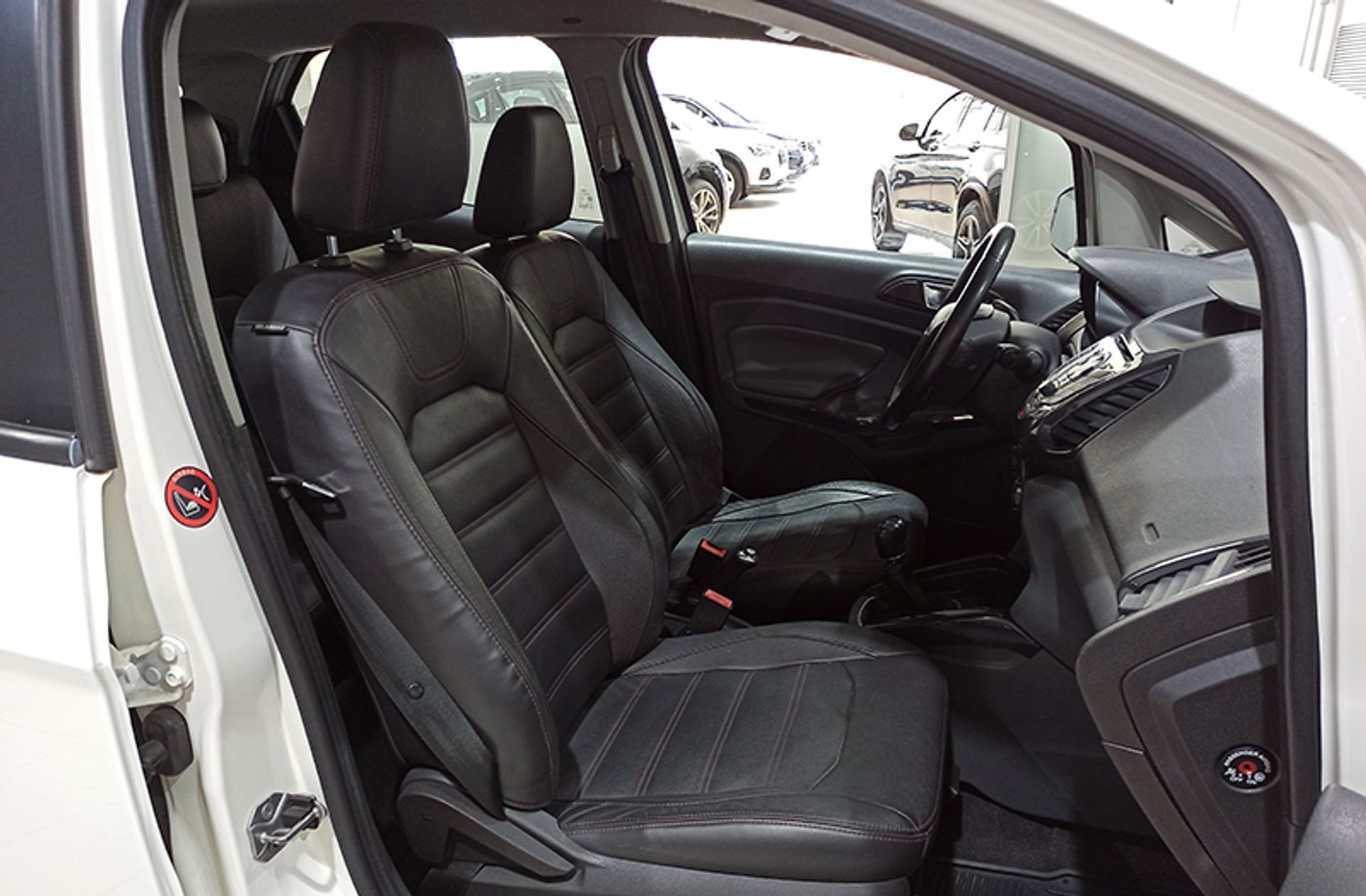 Ford EcoSport 1.5 TDCi Titanium - foto 15