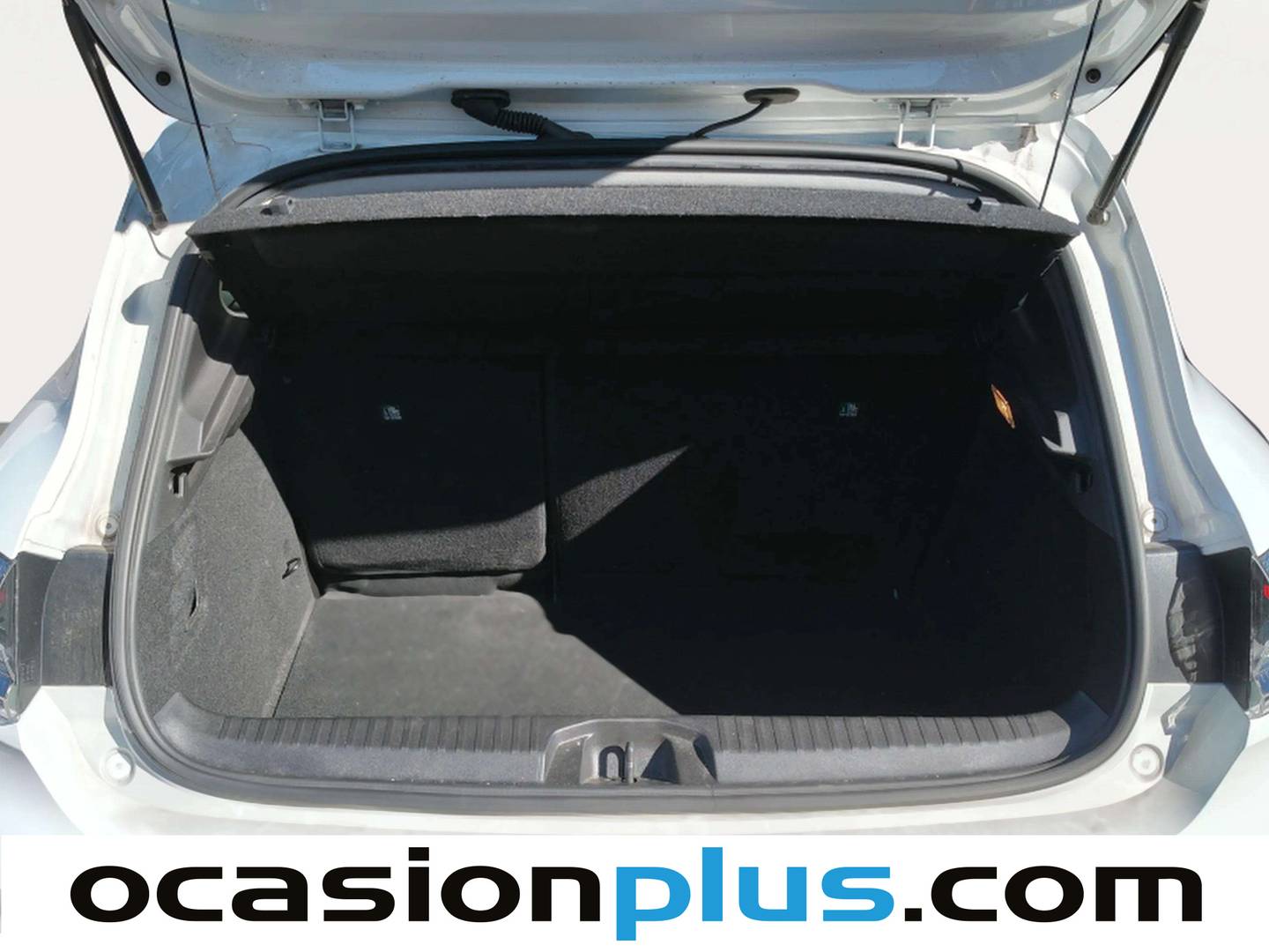 Fotos maletero Renault Clio Renault Clio Evolution TCe (100 CV) GLP