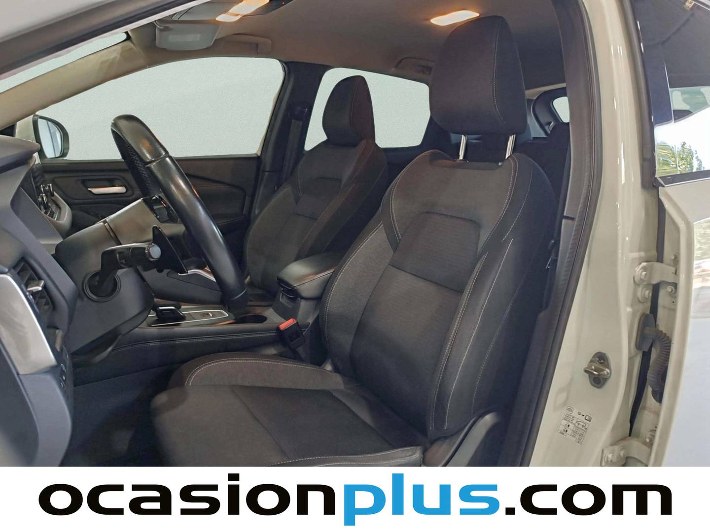 Foto asientos delanteros Nissan QASHQAI Nissan Qashqai DIG-T 158 mHEV N-Connecta Xtronic (158 CV)