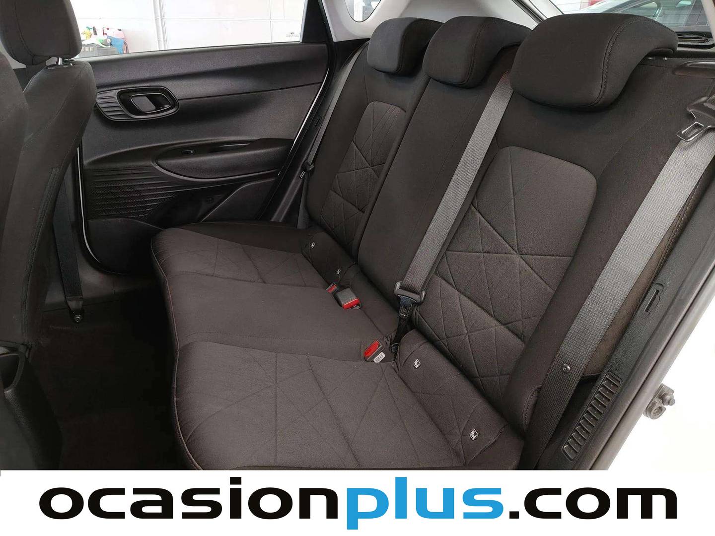 Foto asientos traseros Hyundai Bayon Hyundai Bayon 1.0 TGDI 48V Maxx (100 CV)