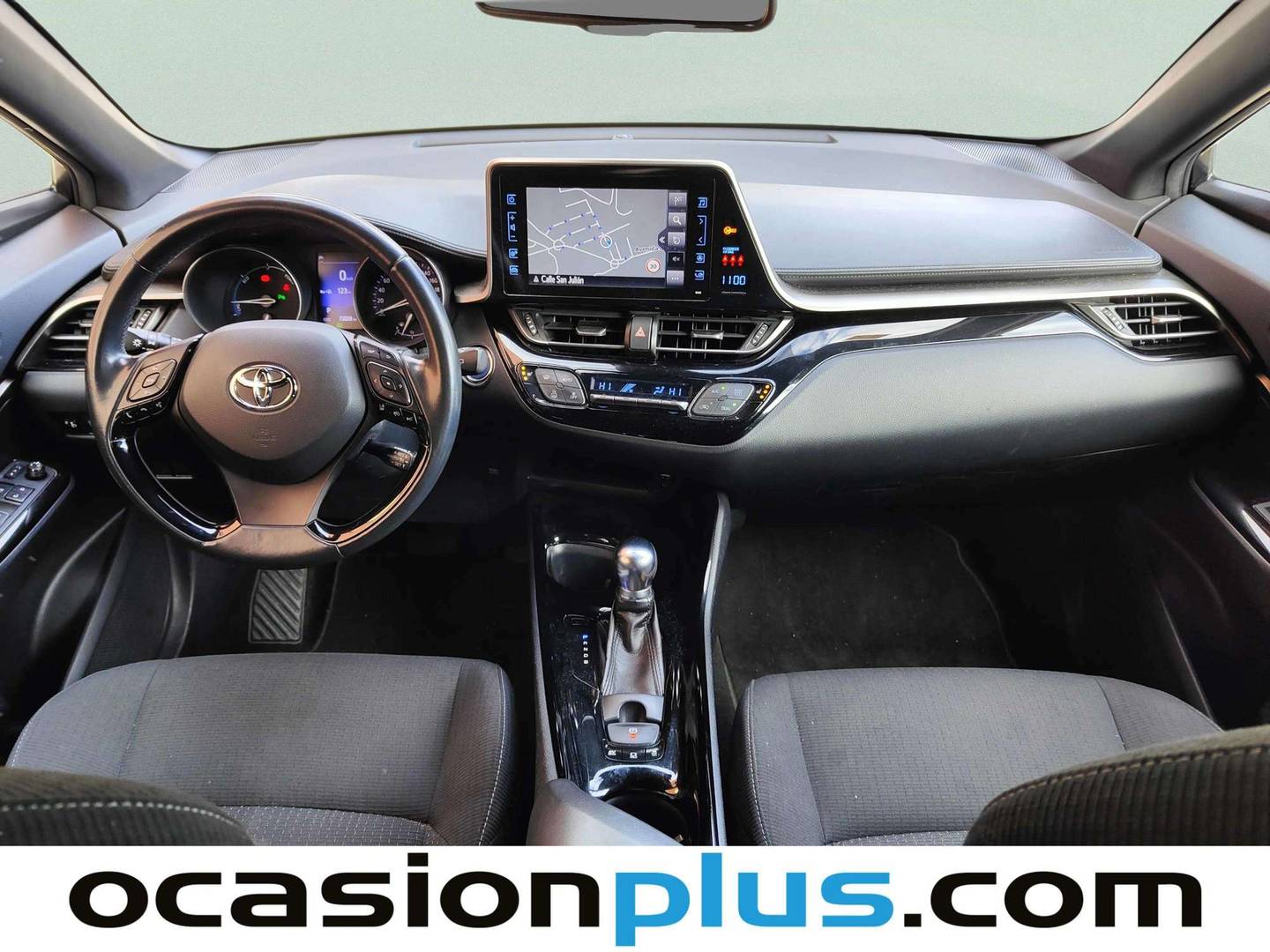 Foto Toyota C-HR Toyota C-HR 1.8 125H Advance (122 CV)