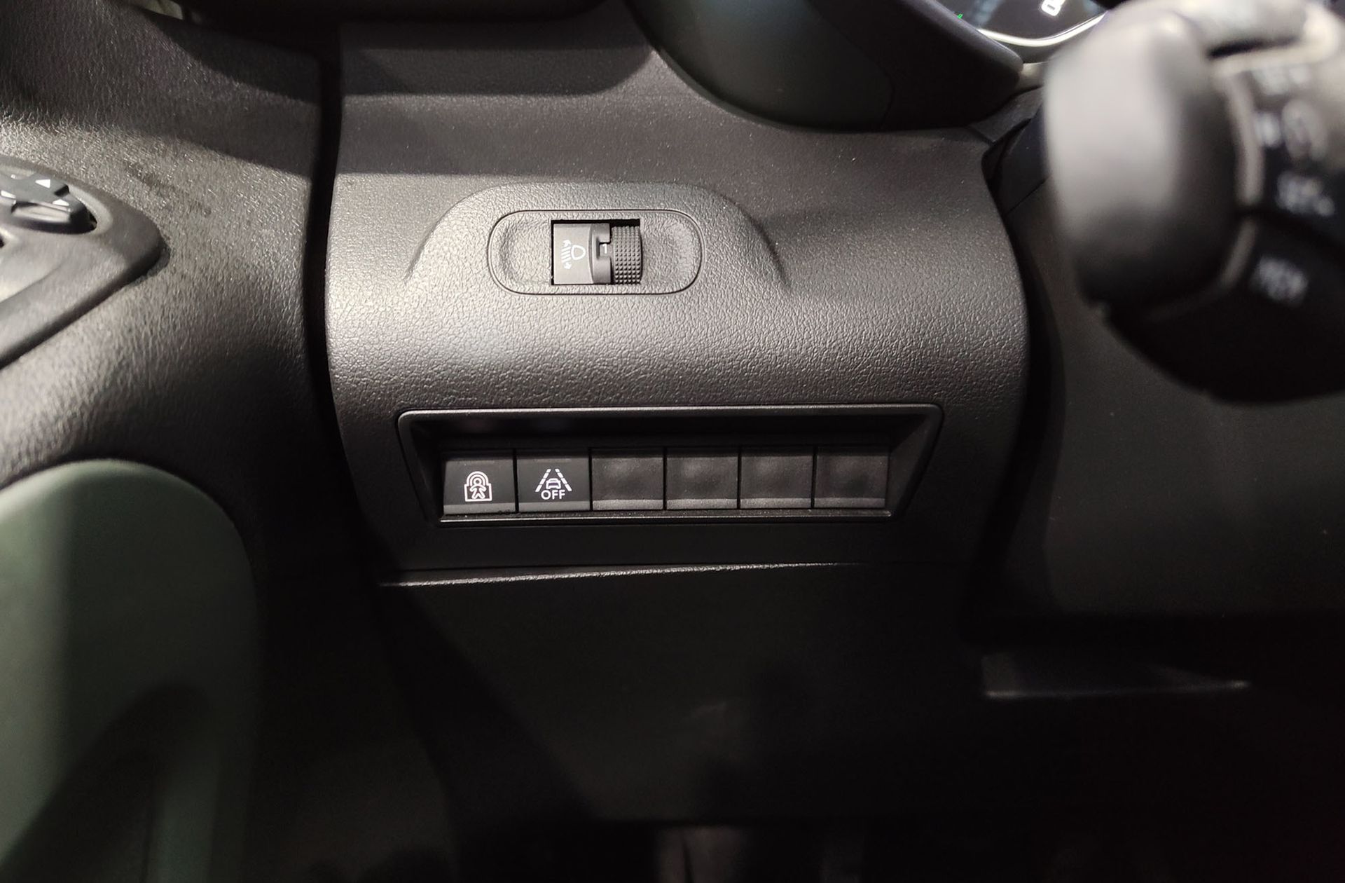 Citroën Berlingo BlueHDi 100 Talla M Shine - foto 14