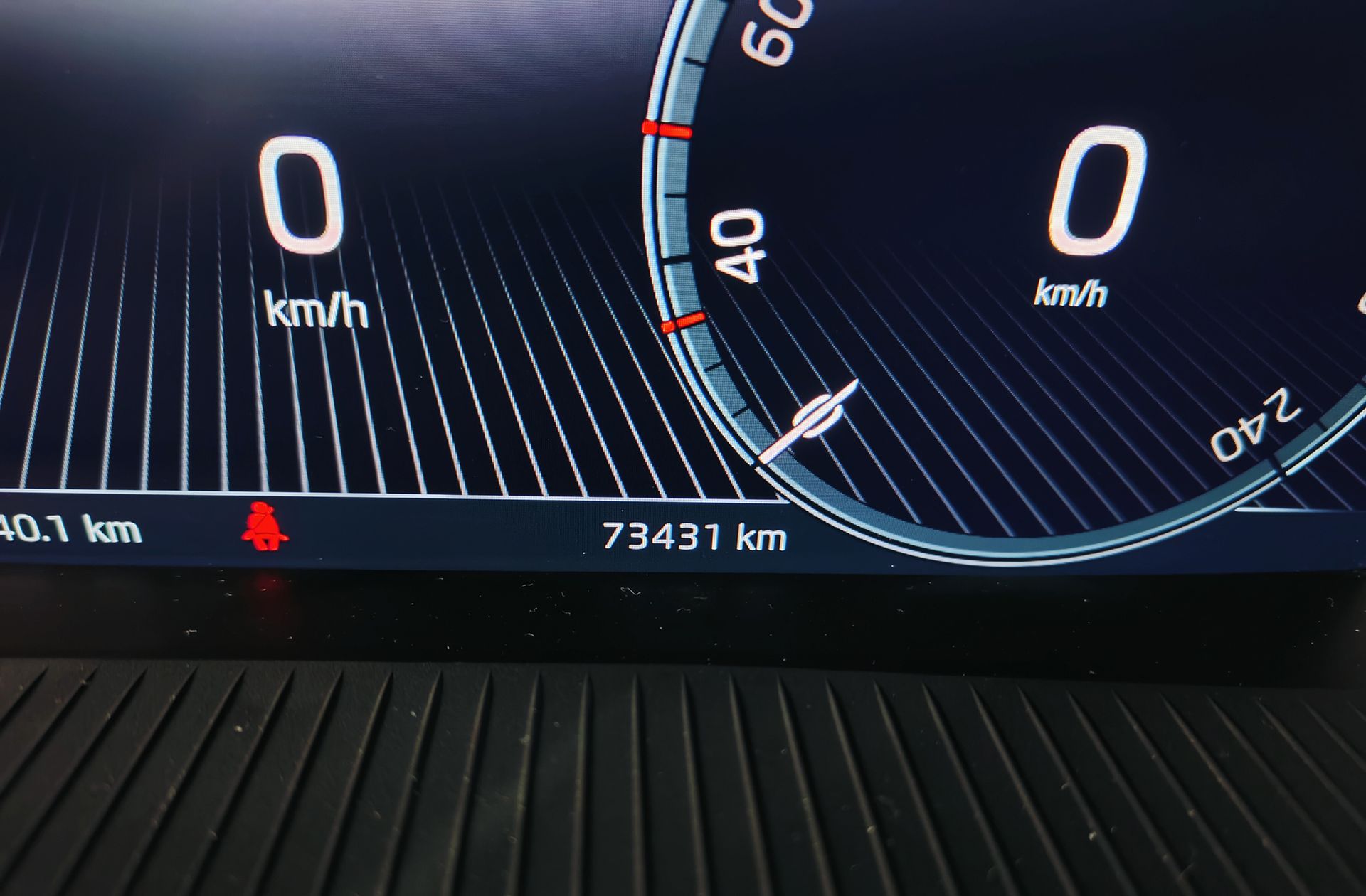 Škoda Kamiq 1.5 TSI Ambition - foto 10