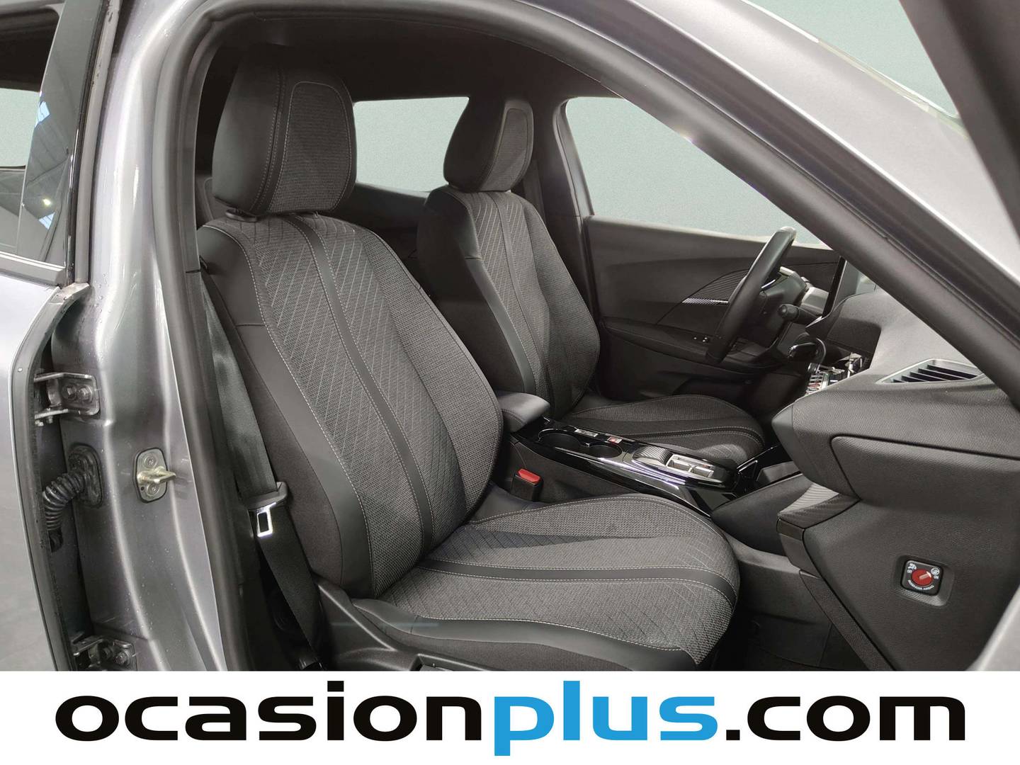 Peugeot 2008 Peugeot 2008 Allure Hybrid eDCS6 (145 CV) automático