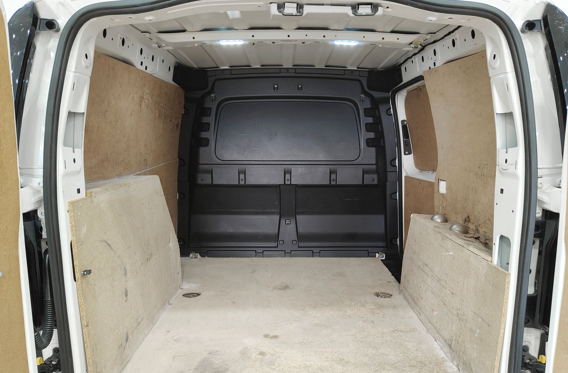 Volkswagen Caddy Cargo Cargo 2.0 TDI - foto 6