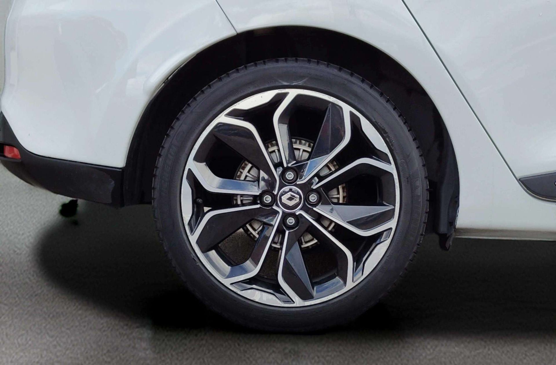 Renault Clio Zen Energy TCe EDC - foto 34