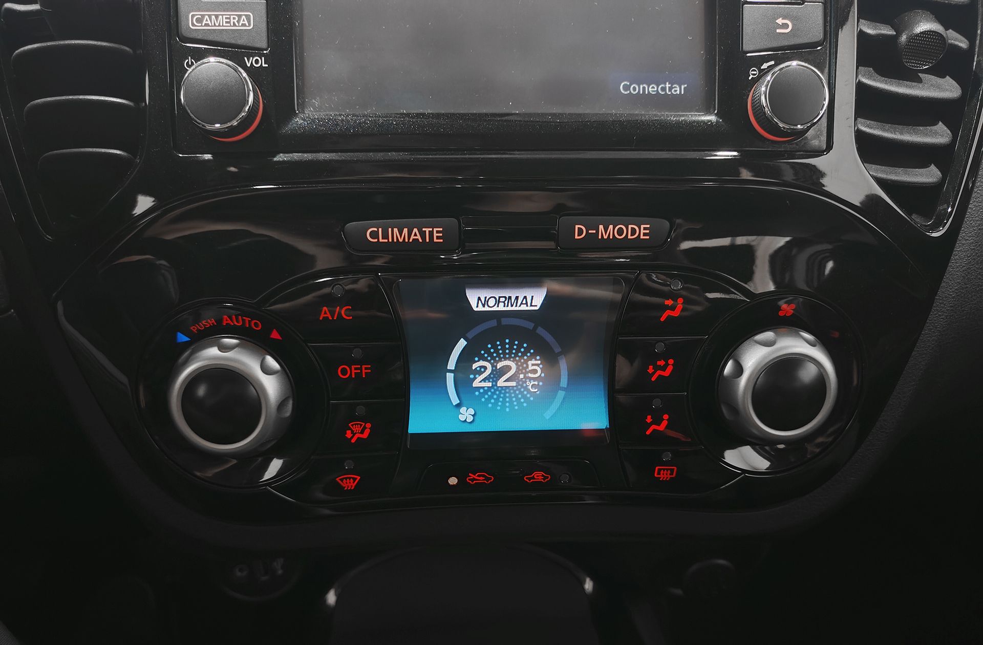 Nissan Juke dCi 110 N-Connecta - foto 30