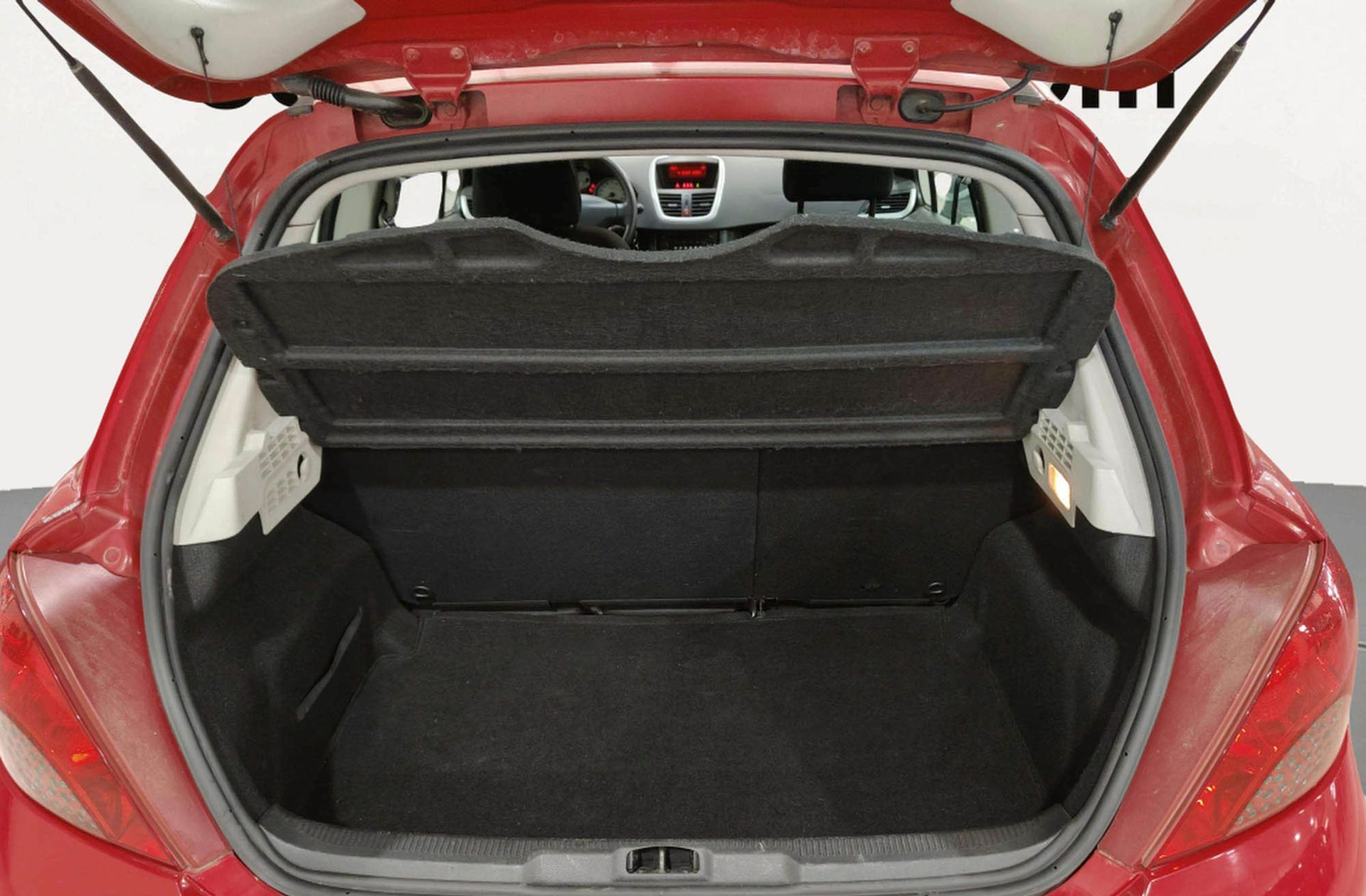 Peugeot 207 1.4 16v X-Line - foto 12