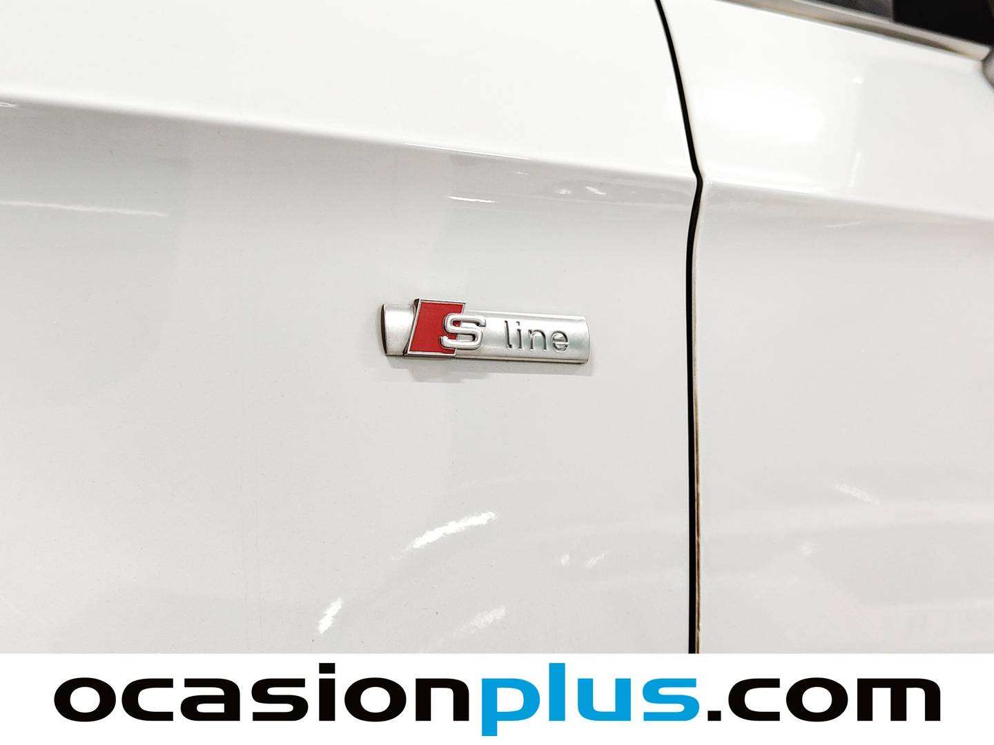 Extras y acabados del Audi A3 Audi A3 Sportback S line 35 TFSI (150 CV)