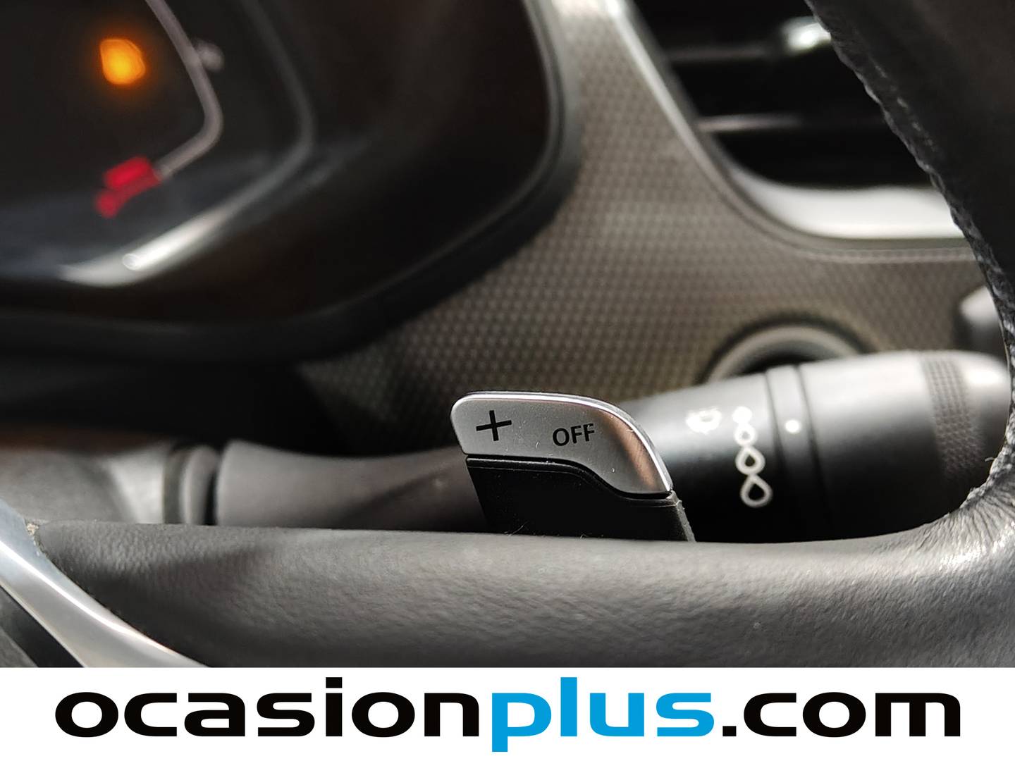 Foto Renault Arkana Renault Arkana Zen TCe (140 CV) EDC Microhíbrido