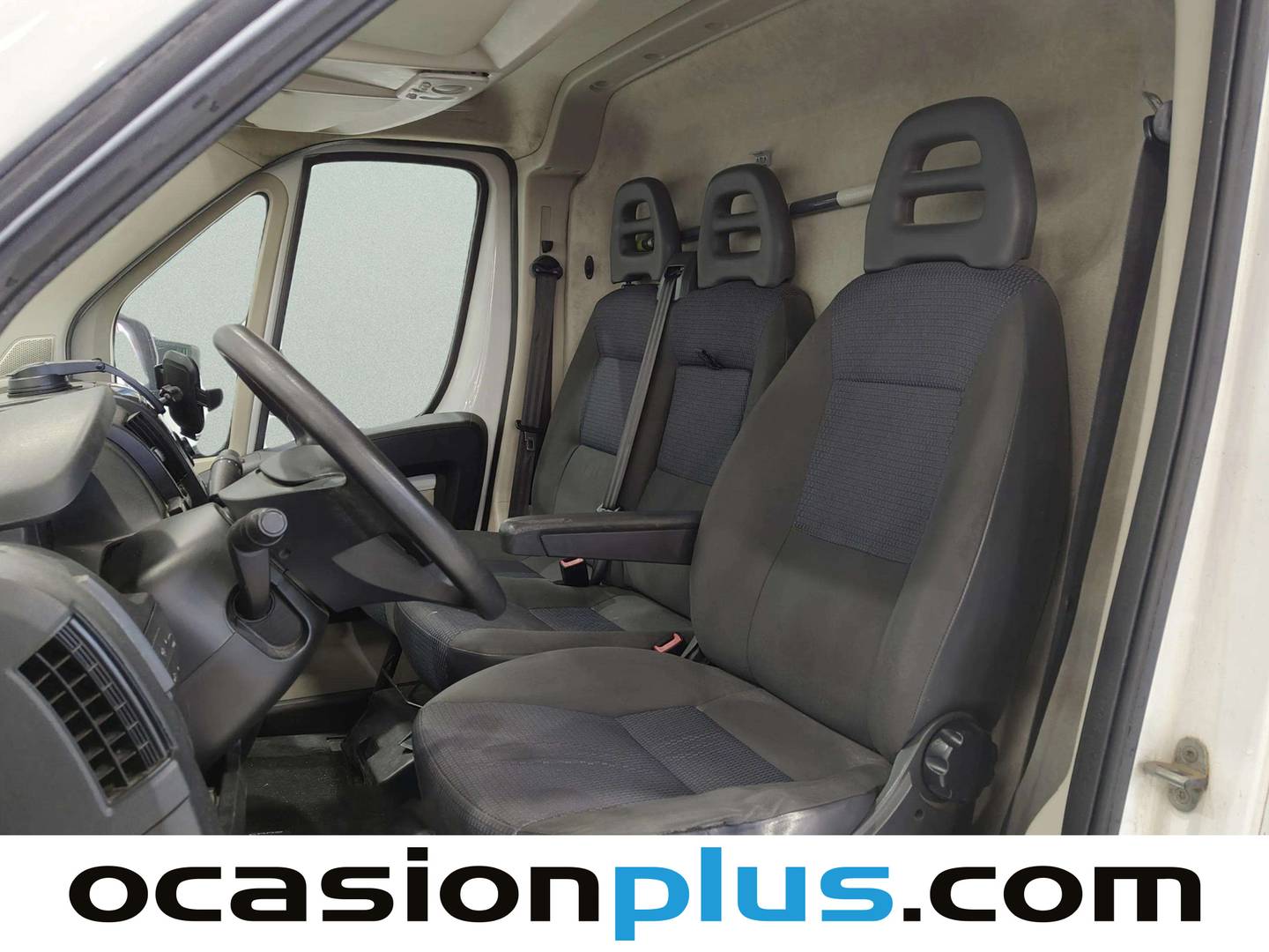 Foto asientos delanteros Citroën Jumper Citroën Jumper Furgon 2.2 HDI 35 L4H3 Heavy (130 CV)