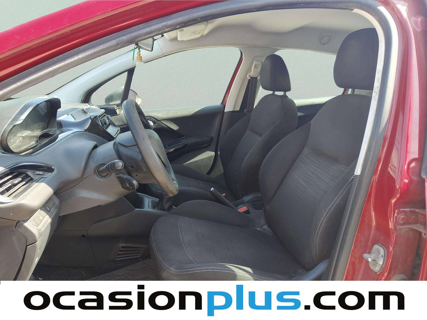 Foto asientos delanteros Peugeot 208 Peugeot 208 1.4 HDi Access (68 CV)